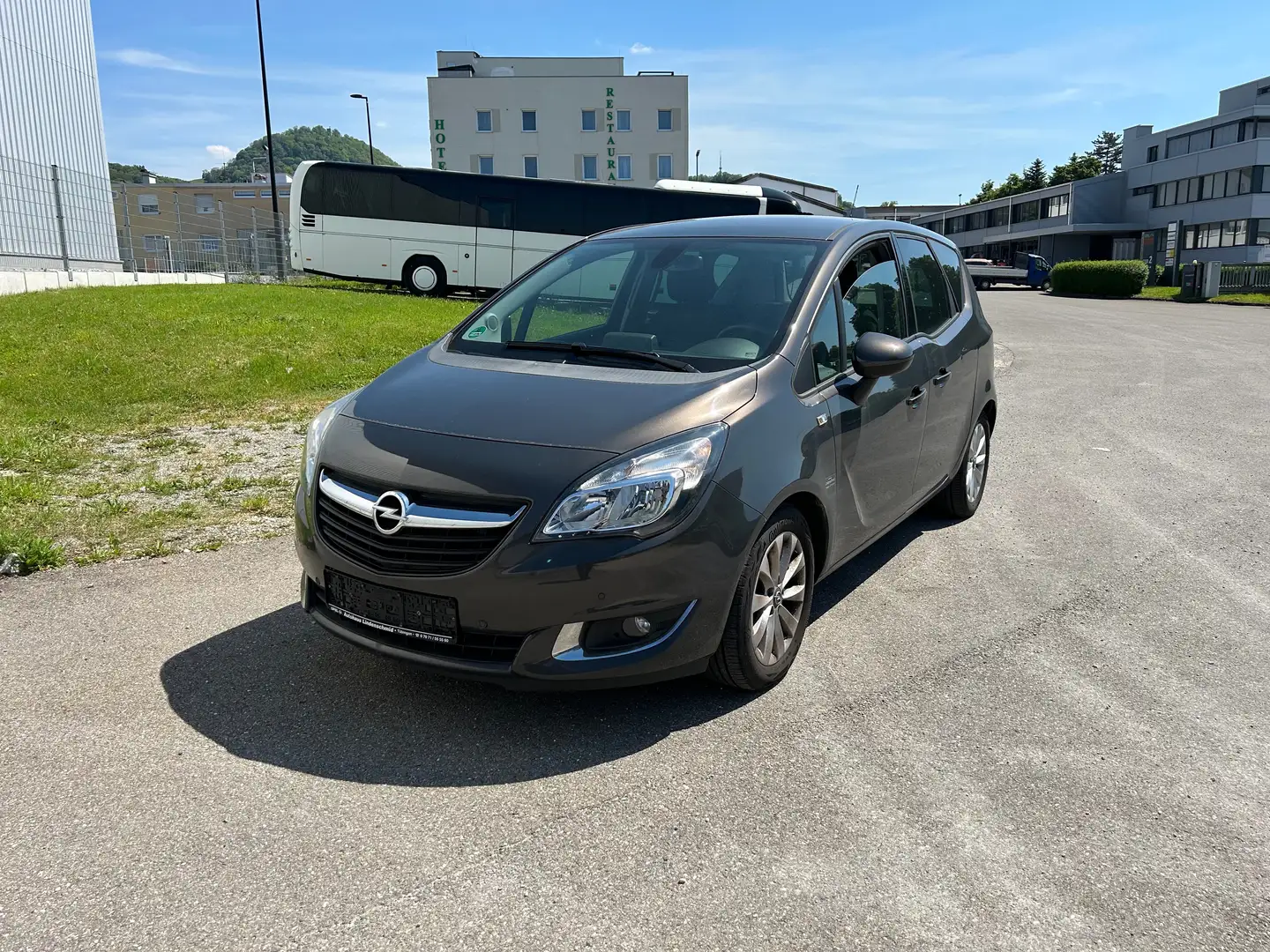 Opel Meriva 1.4 Innovation Gris - 2
