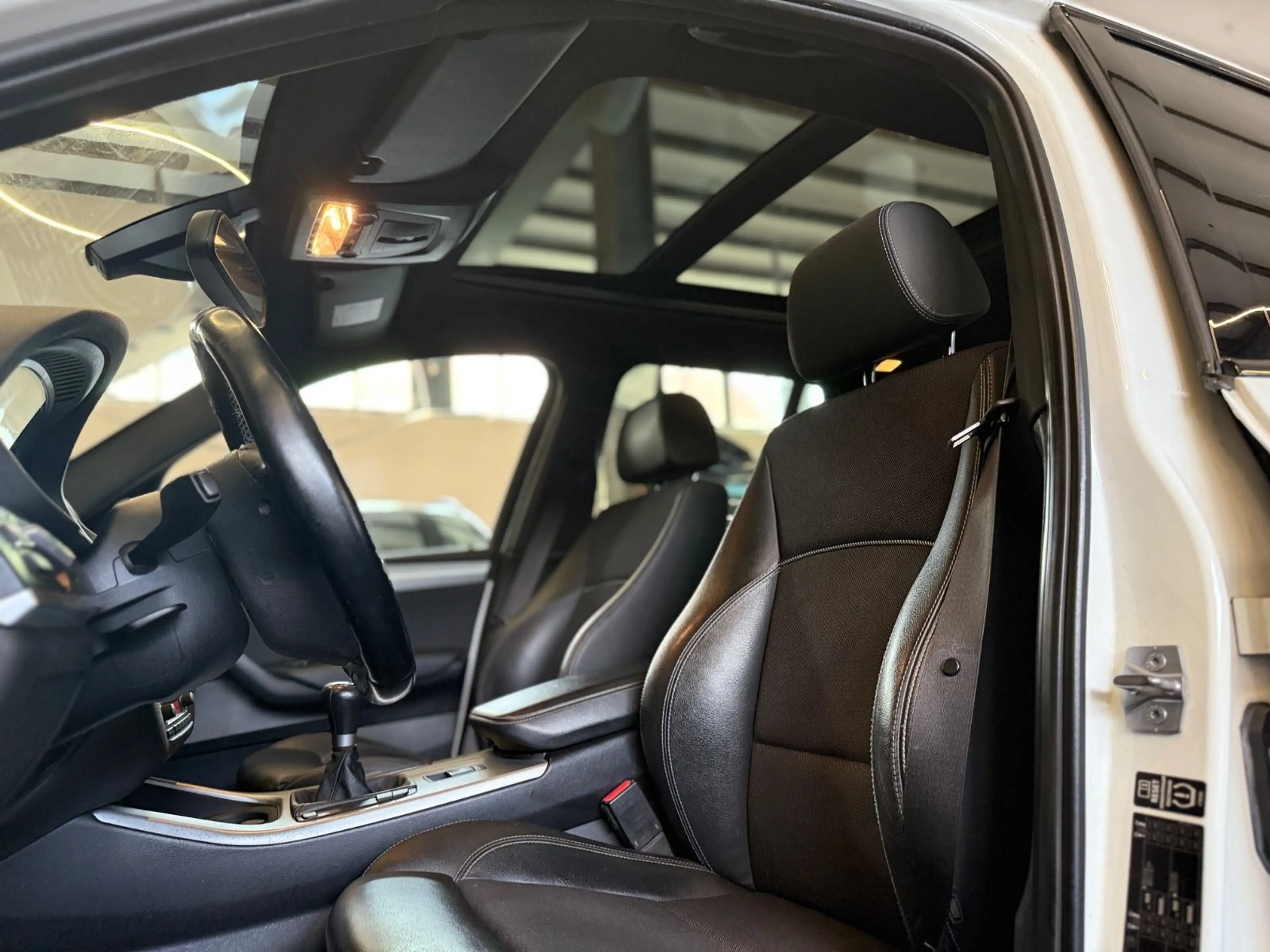 BMW X3 xDrive 20 d Aus. 2 Hand M-Sportpaket Pano/Xen — photo 11
