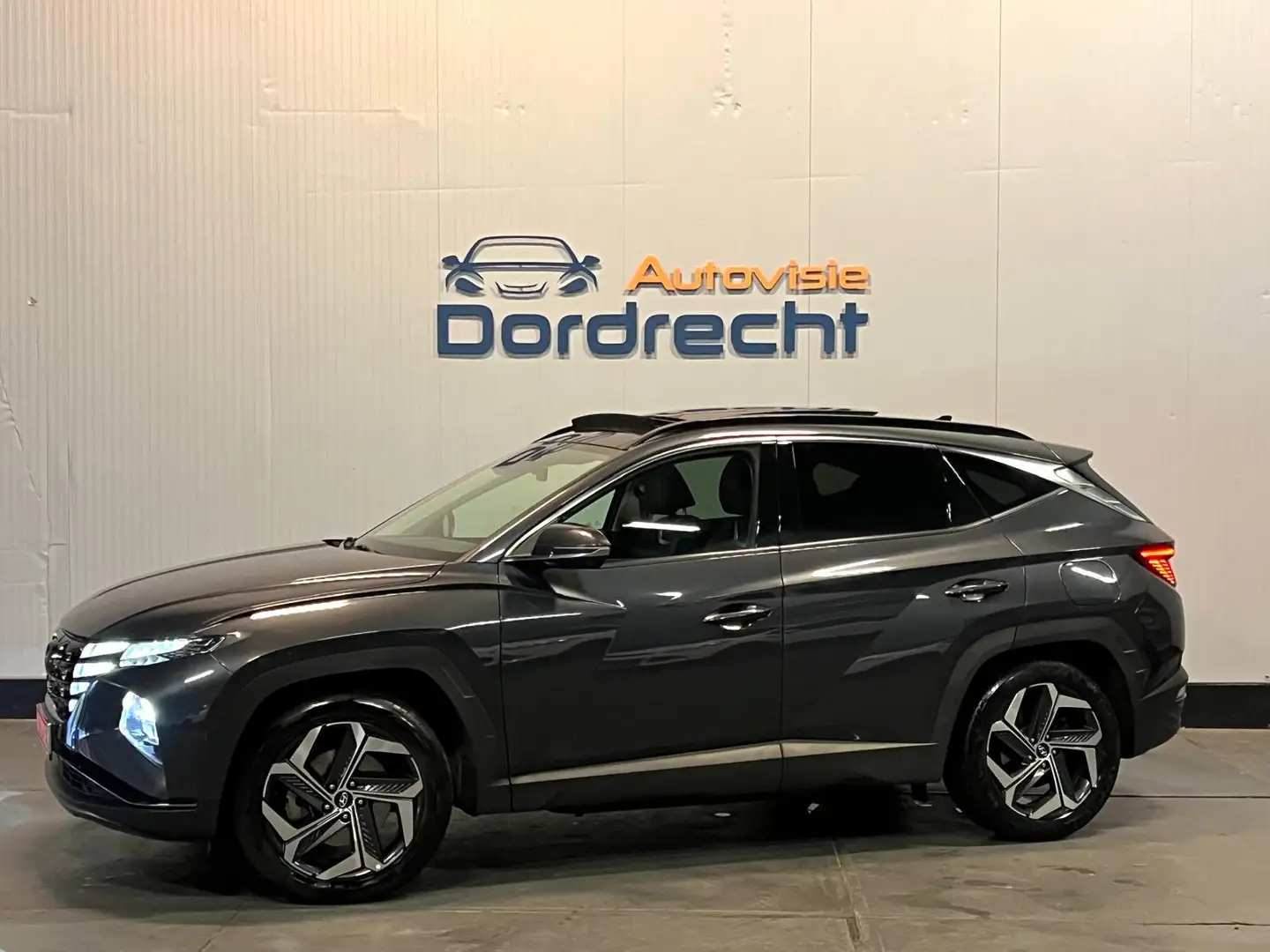 Hyundai TUCSON 1.6 T-GDI PHEV Premium Sky 4WD|1e Eig|Pano|Memory| - 1