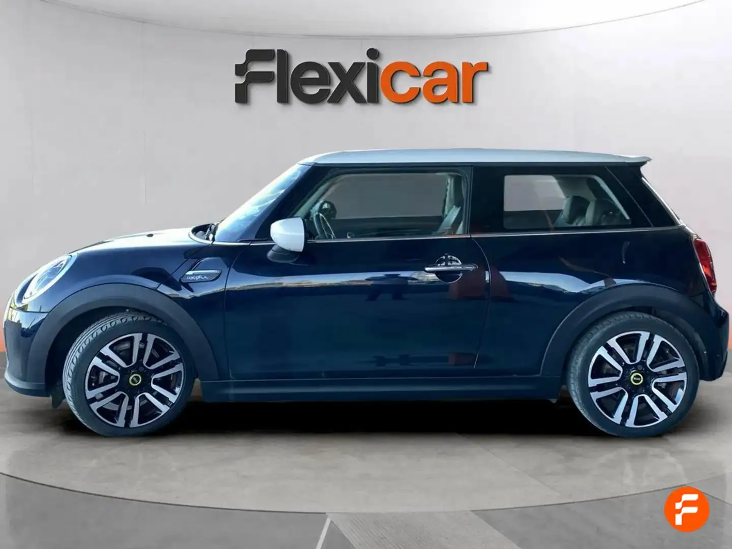 MINI Cooper SE Negro - 2