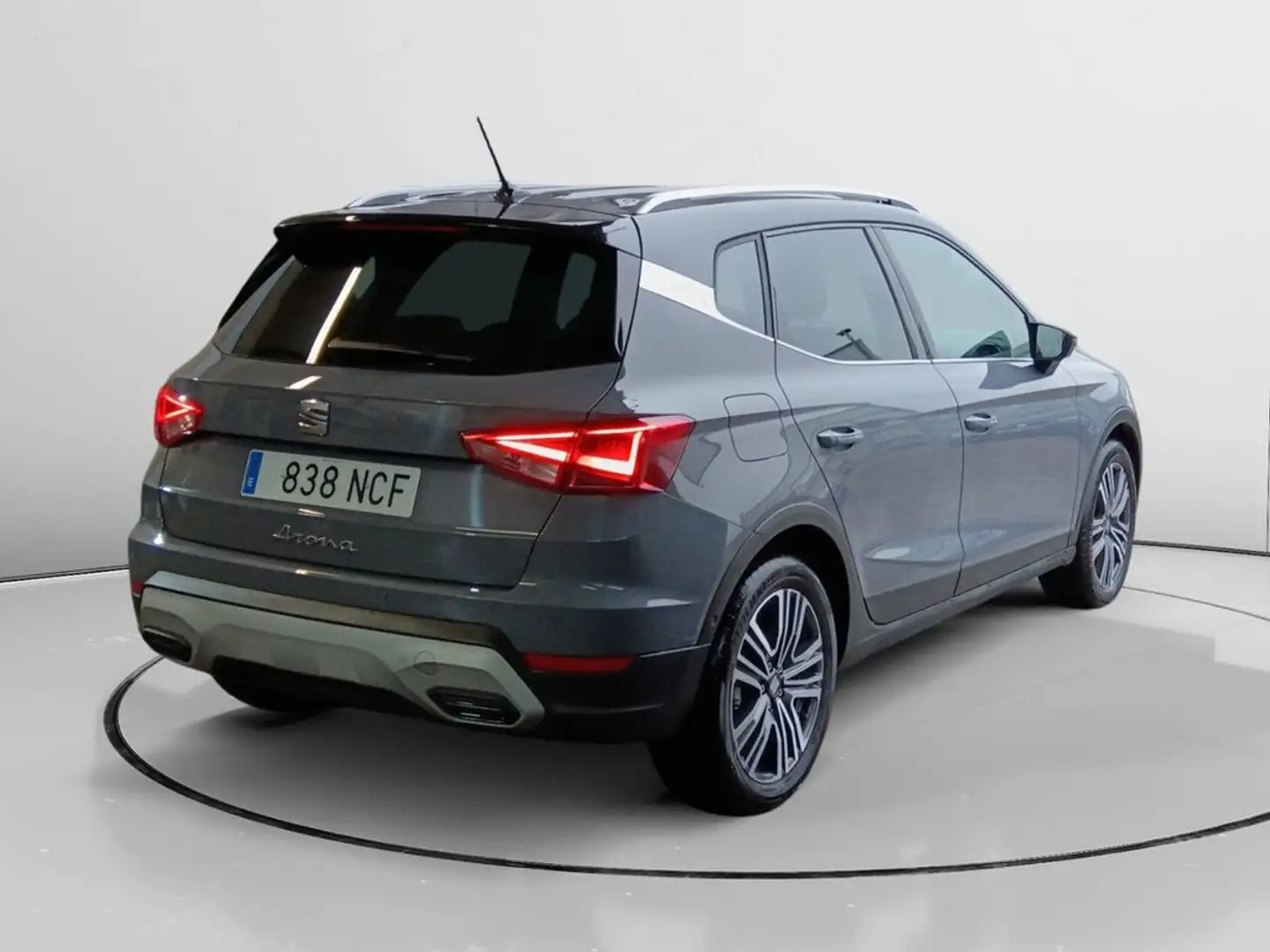 SEAT Arona Xperience Gris - 2