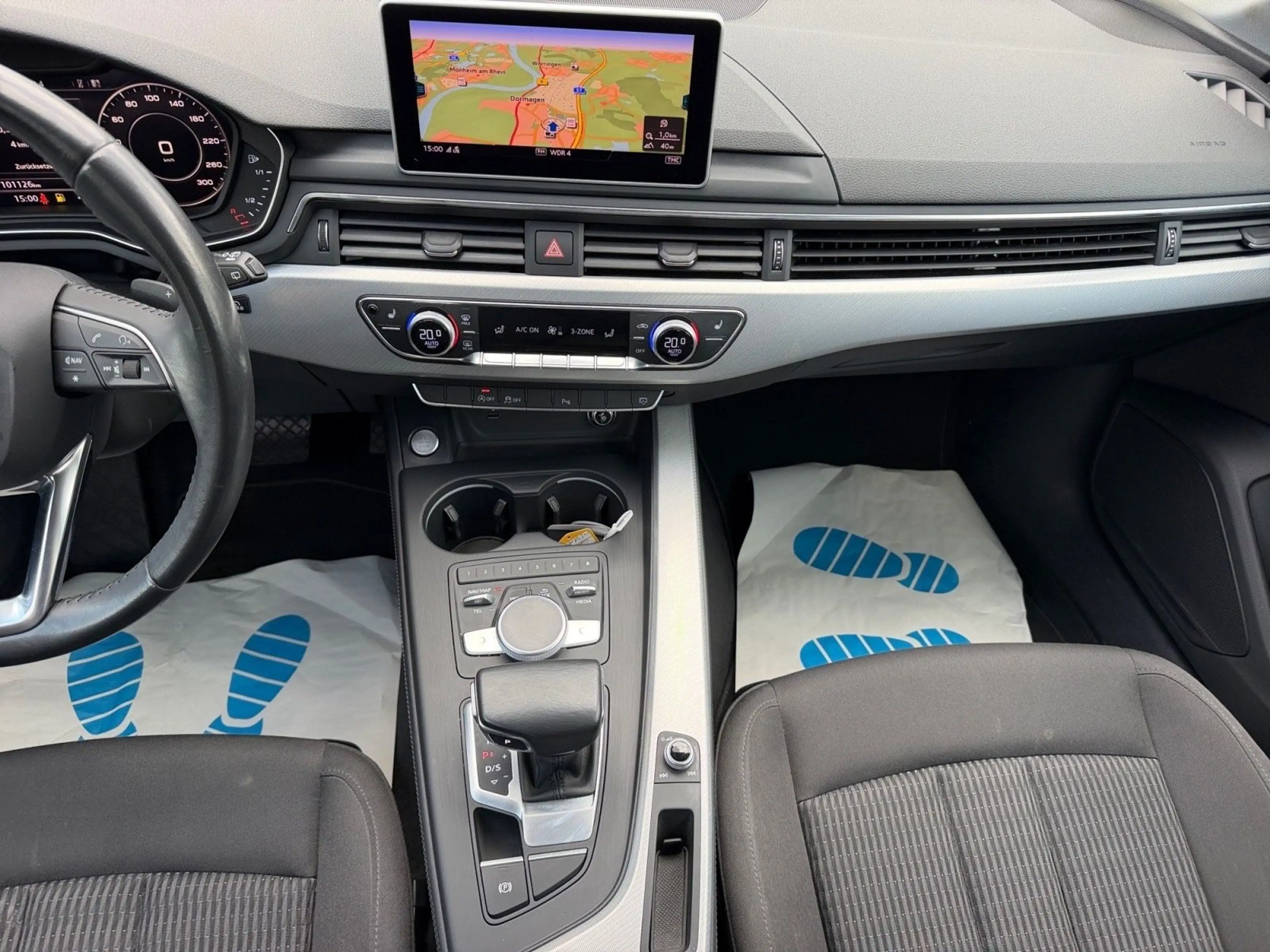 Audi A4 Avant design Navi Xenon Tempomat Keyless — photo 11