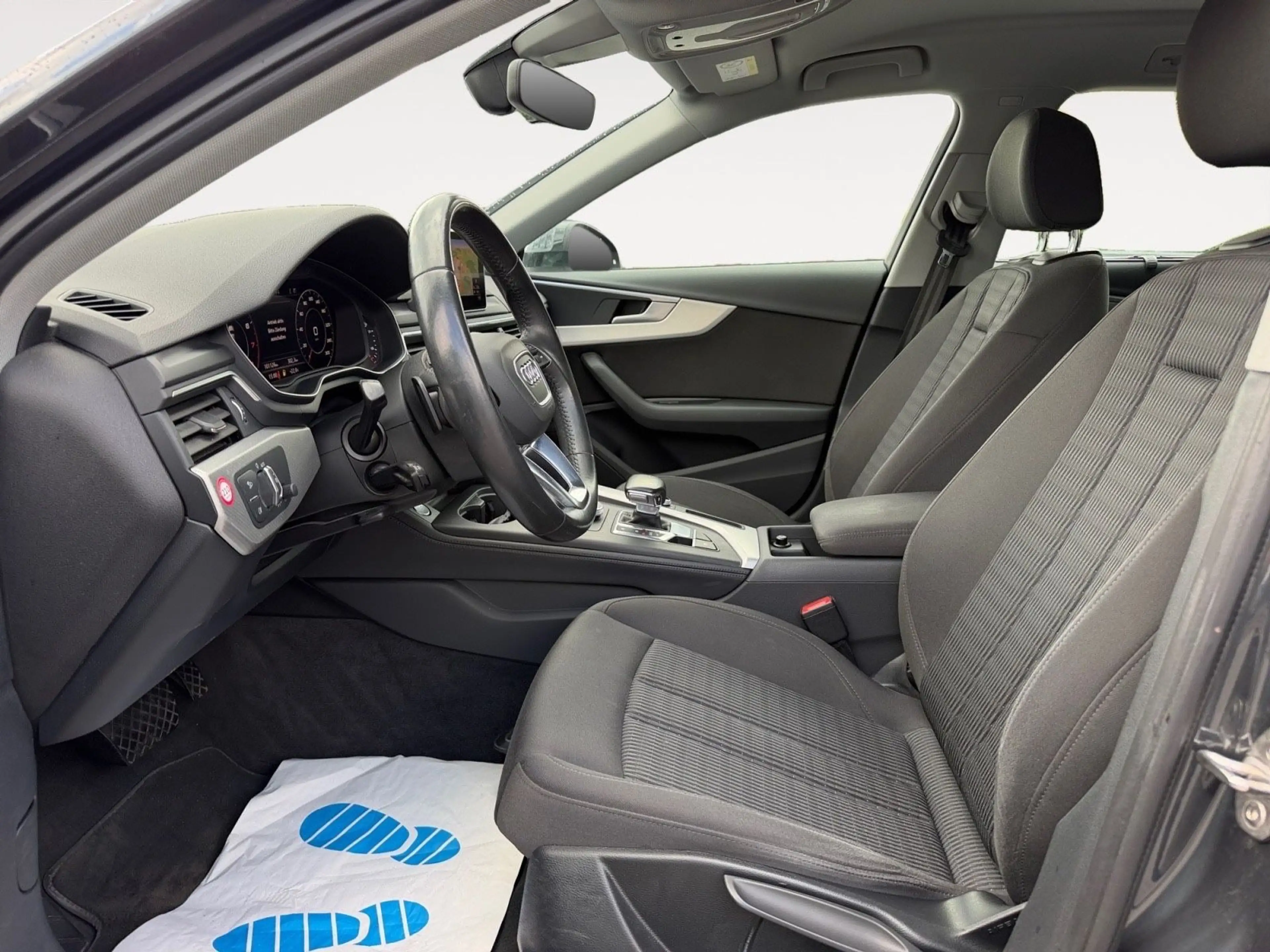 Audi A4 Avant design Navi Xenon Tempomat Keyless — photo 7