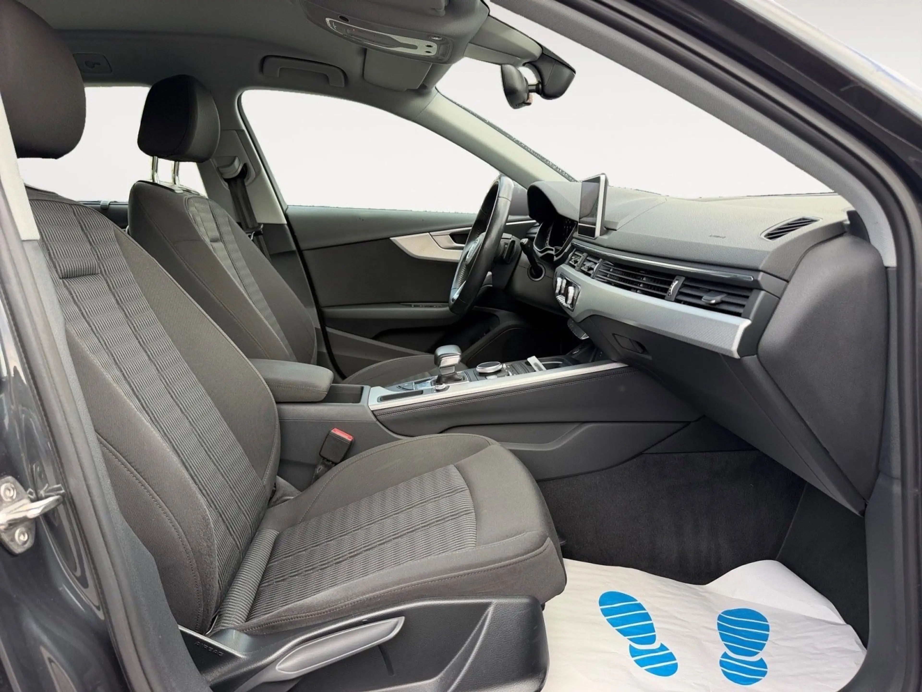 Audi A4 Avant design Navi Xenon Tempomat Keyless — photo 8
