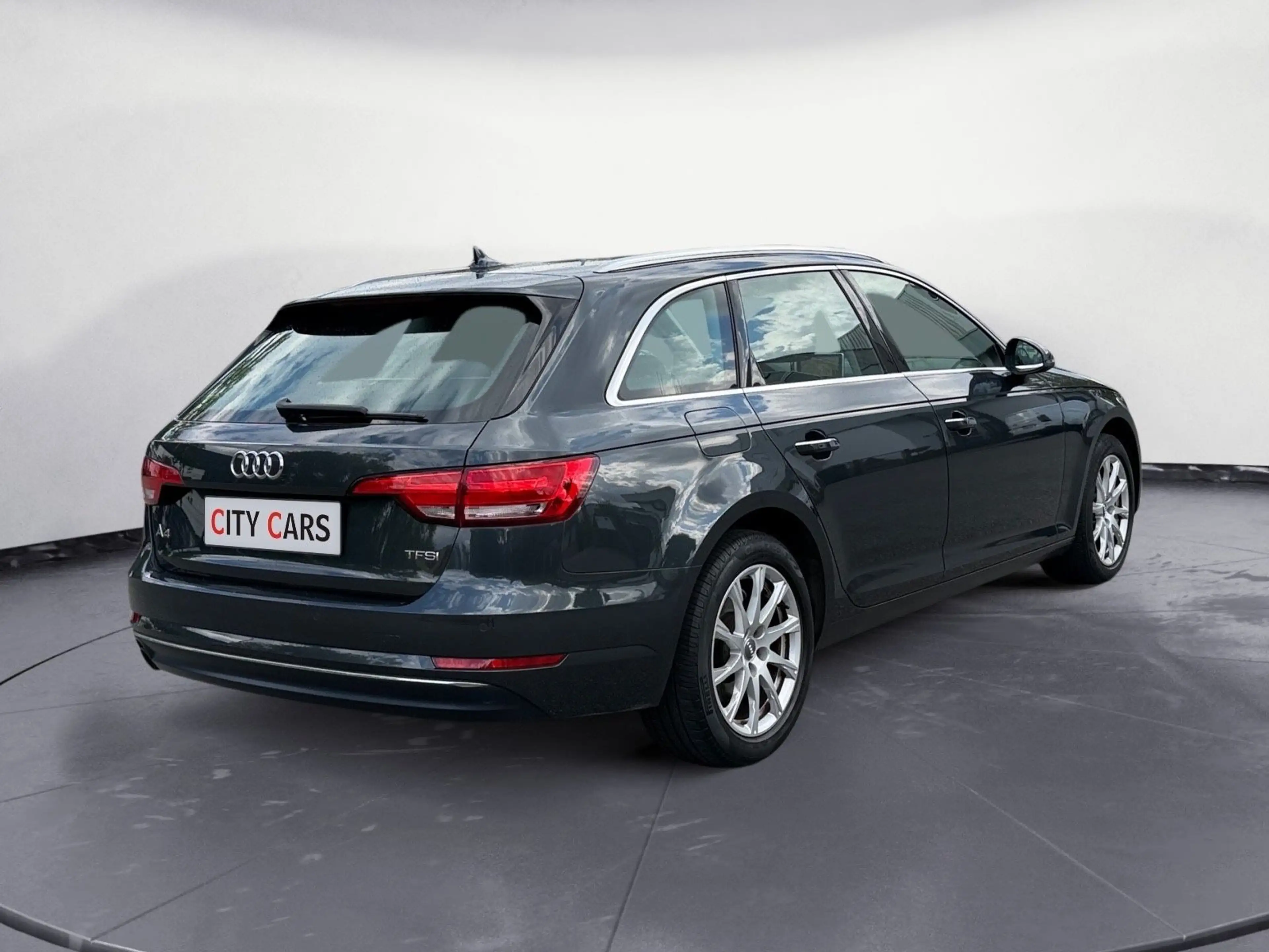 Audi A4 Avant design Navi Xenon Tempomat Keyless — photo 6