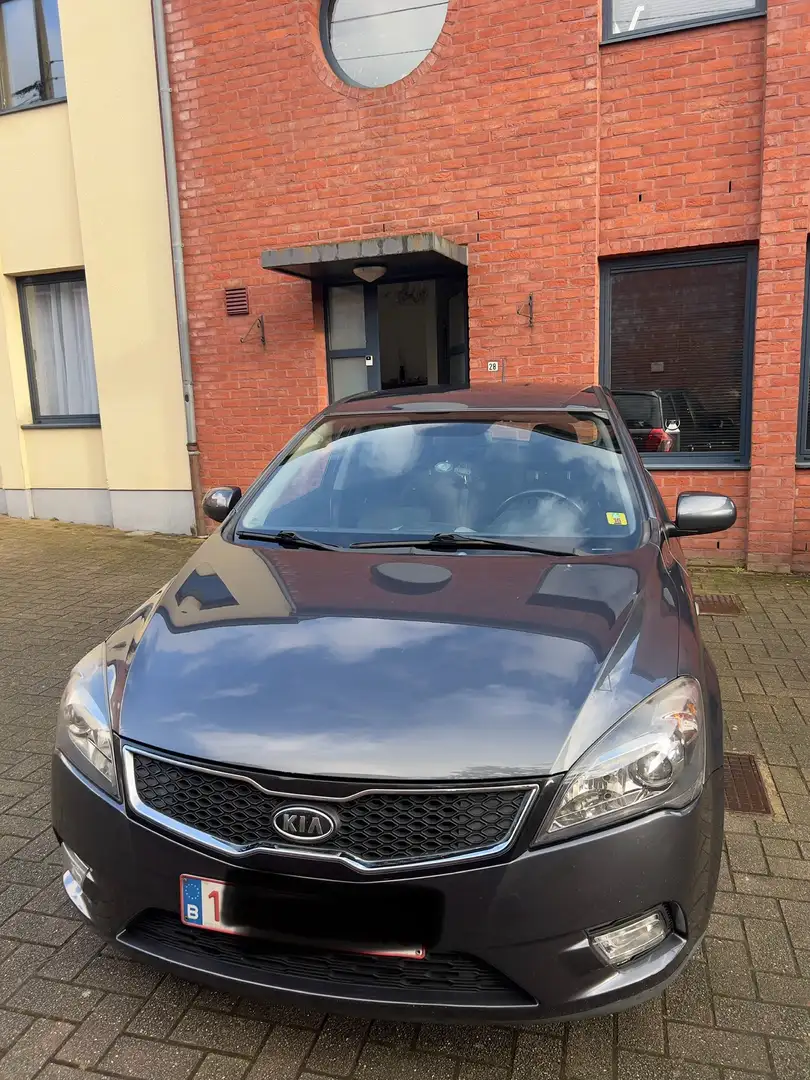 Kia Ceed / cee'd 1.6 CRDi Grijs - 1