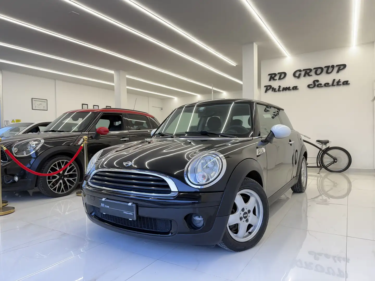 MINI One 1.4 95cv okneopatentati Noir - 1