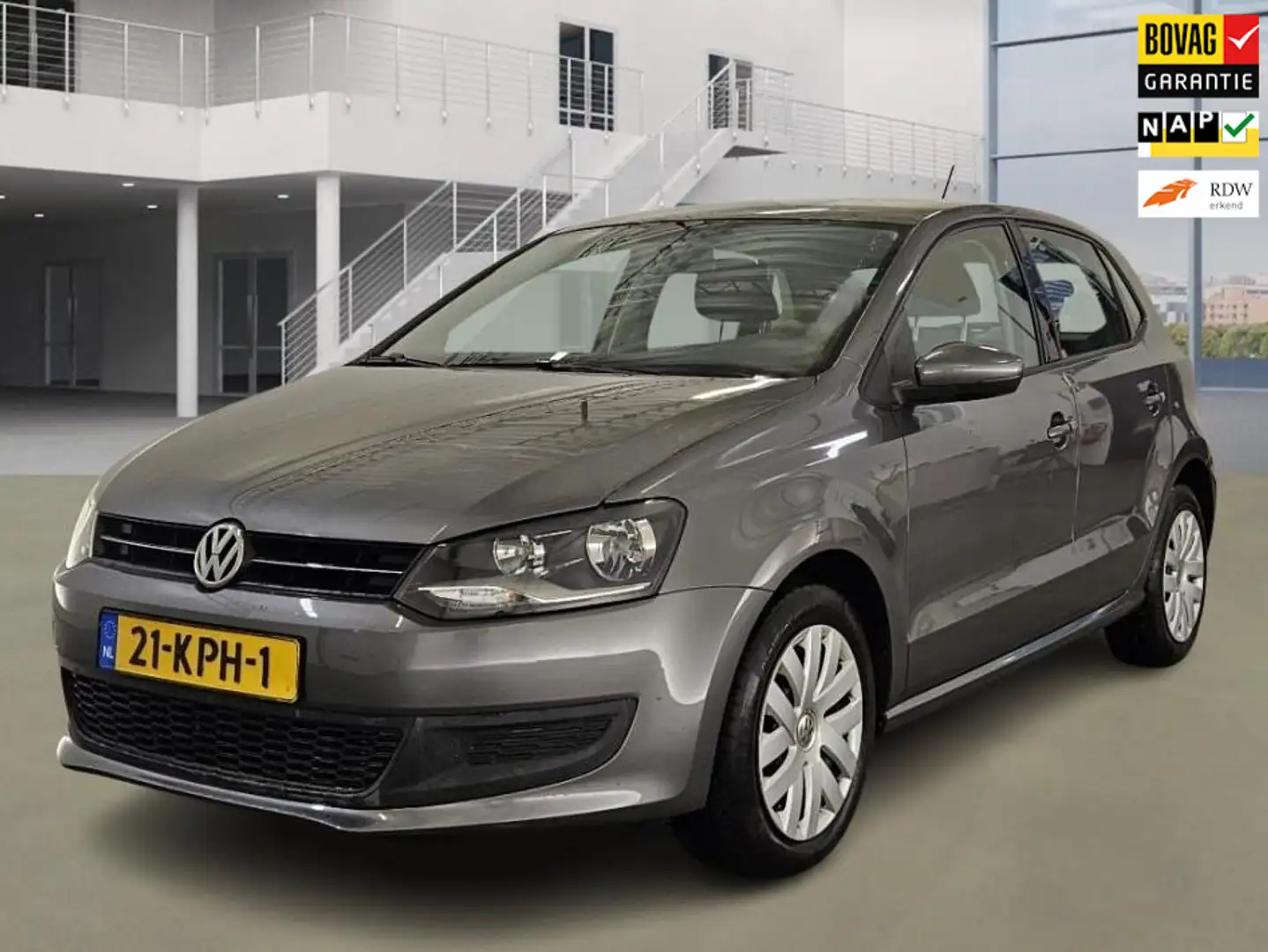 Volkswagen Polo 1.4-16V Comfortline 1e Eig. 63.100 km +NAP NL-auto Grijs - 1
