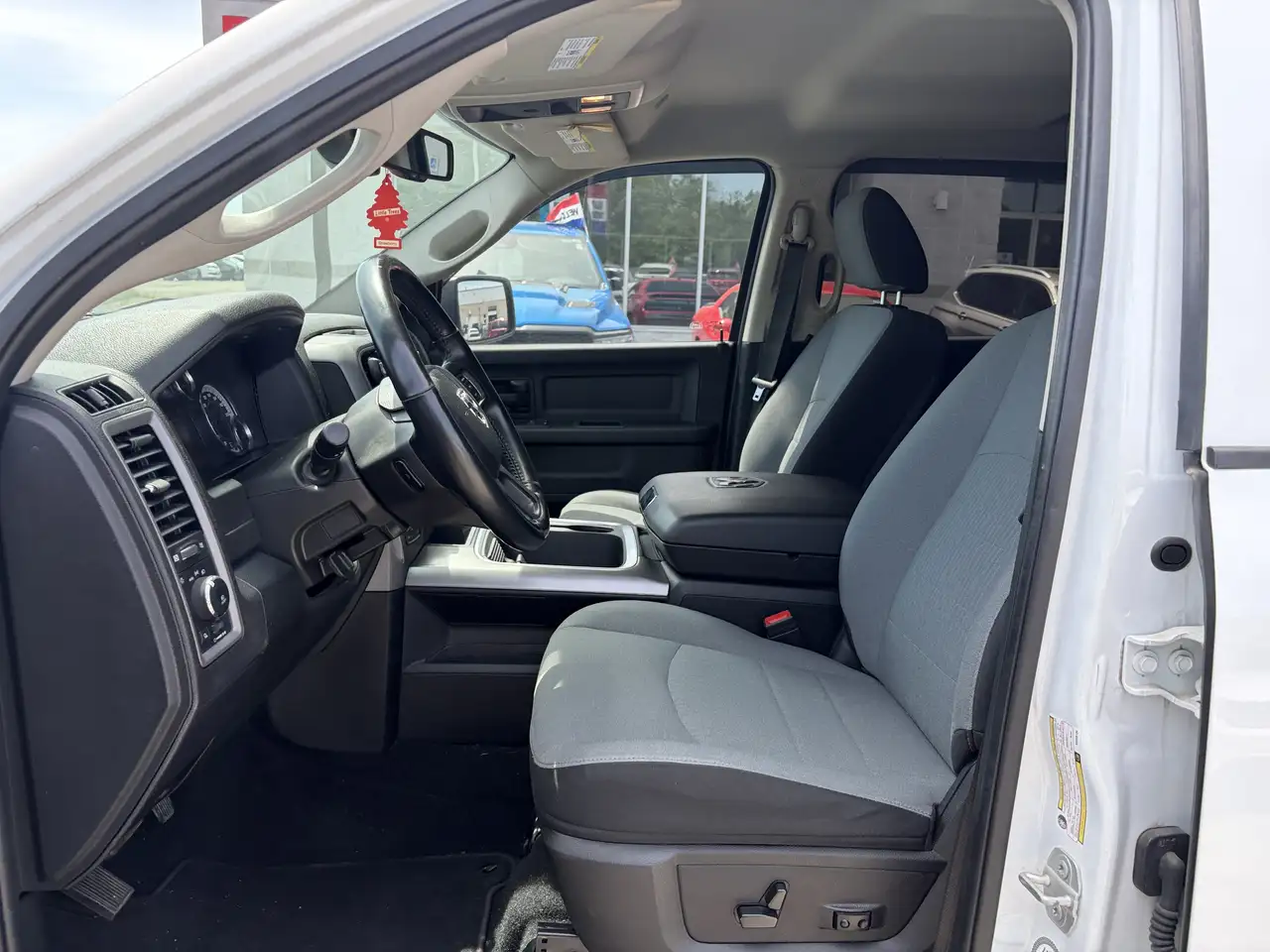 RAM 1500 fotografie RAM 1500