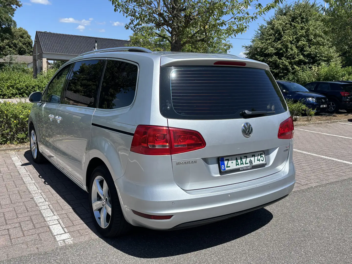 Volkswagen Sharan 1.4 TSI Highline BMT DSG - 2