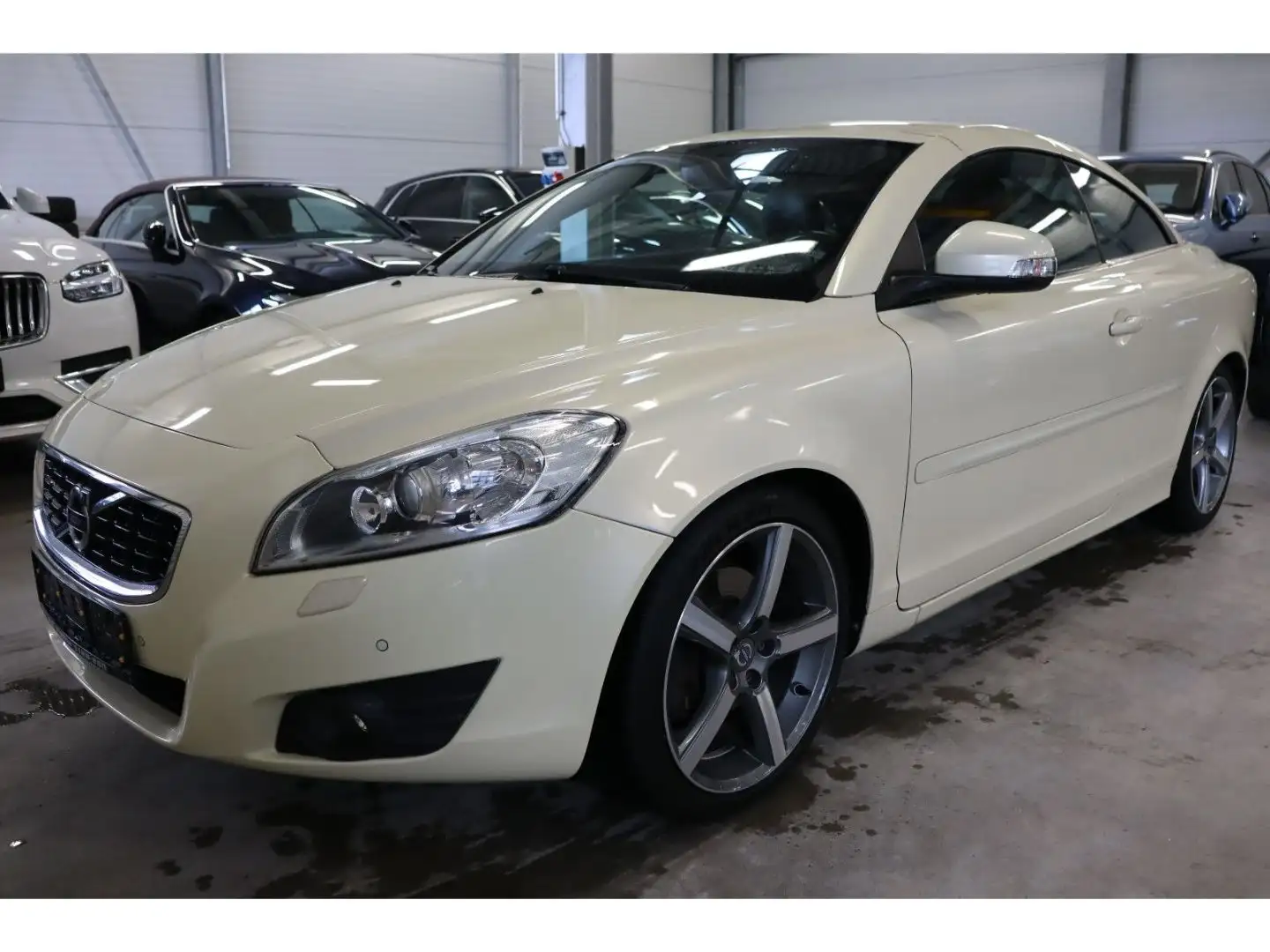 Volvo C70 D4 Summum Cabrio Bi-Xenon Leder Navi PDC SHZ Білий - 1
