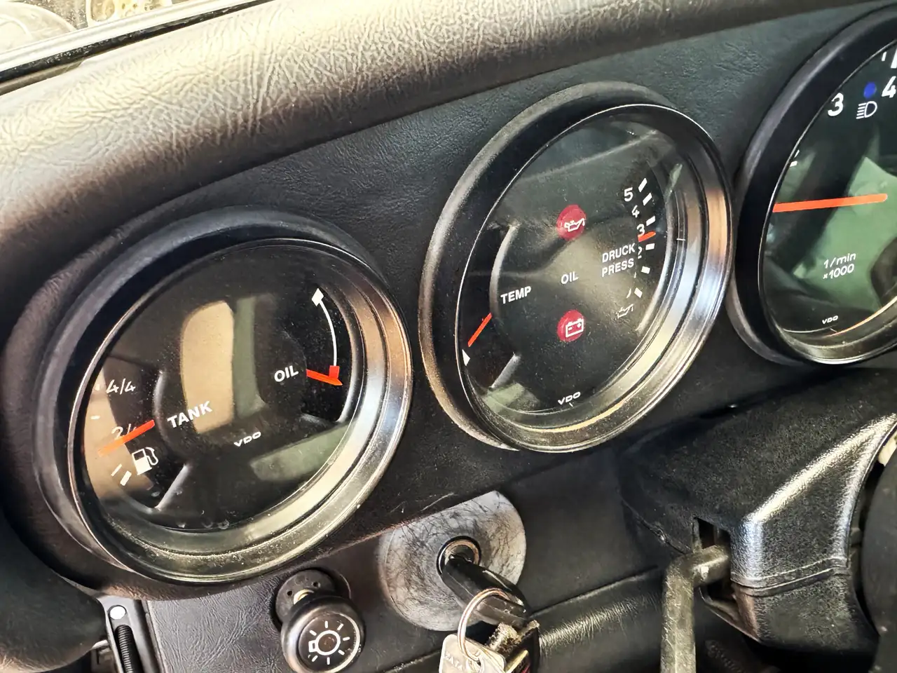 Porsche 911 3.2 Coupé I INCL HISTORY I SCHUIFDAK I AIRCO I, foto 12