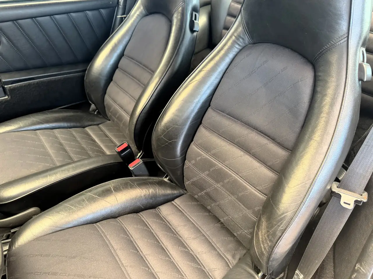 Porsche 911 3.2 Coupé I INCL HISTORY I SCHUIFDAK I AIRCO I, foto 10