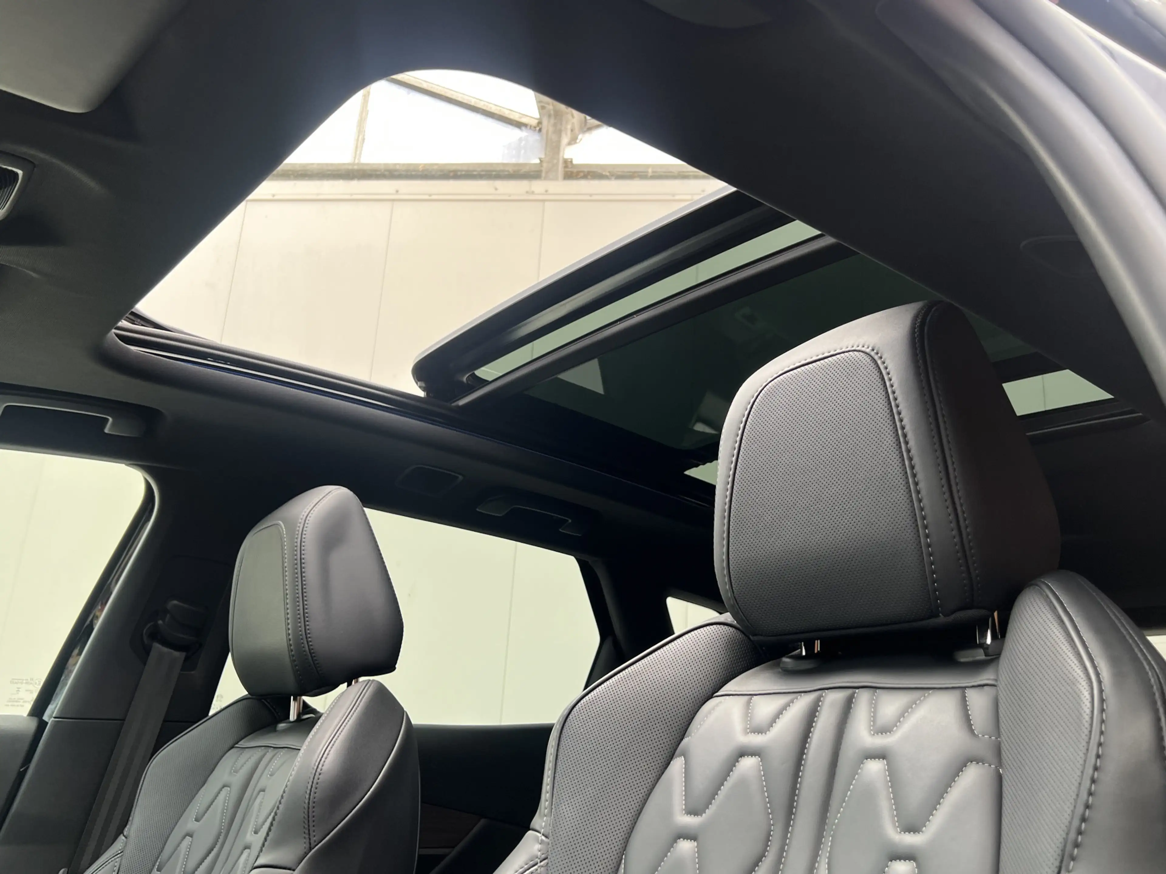 Peugeot 3008 PureTech GT 130 EAT8 Automaat | Panoramadak | Trek — photo 8