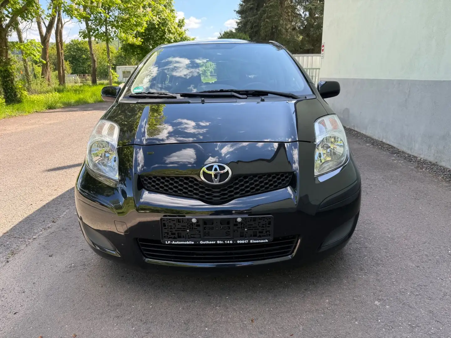 Toyota Yaris 1,33-l-Dual-VVT-i Cool 1.Hd/6-Gang/Klima.. Noir - 2