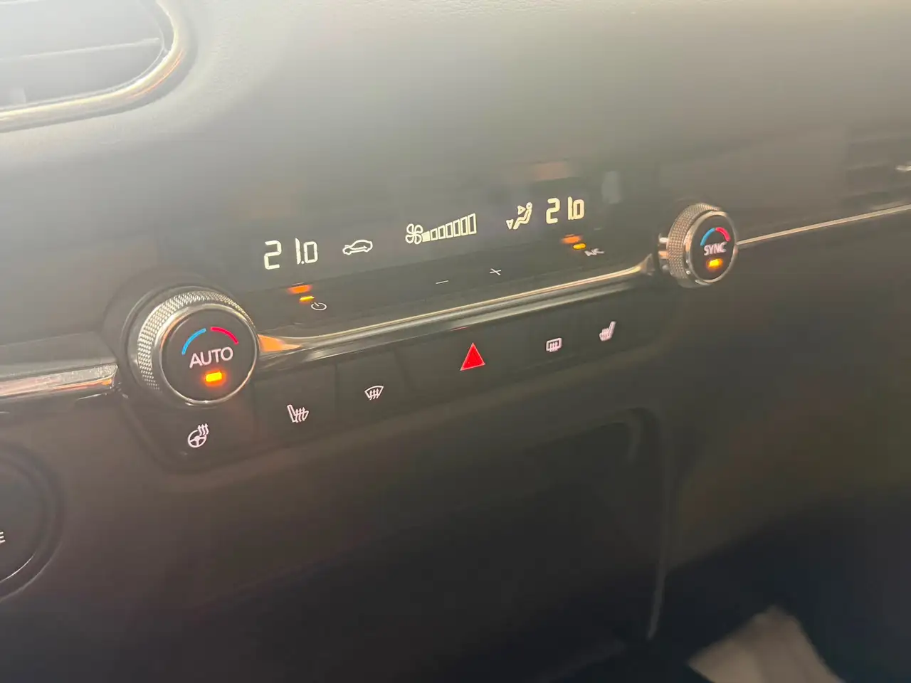 Mazda CX-30 2.0i SKYACTIV-G MHE * GARANTIE 12 MOIS * 1ER PROP *, миниатюра 15
