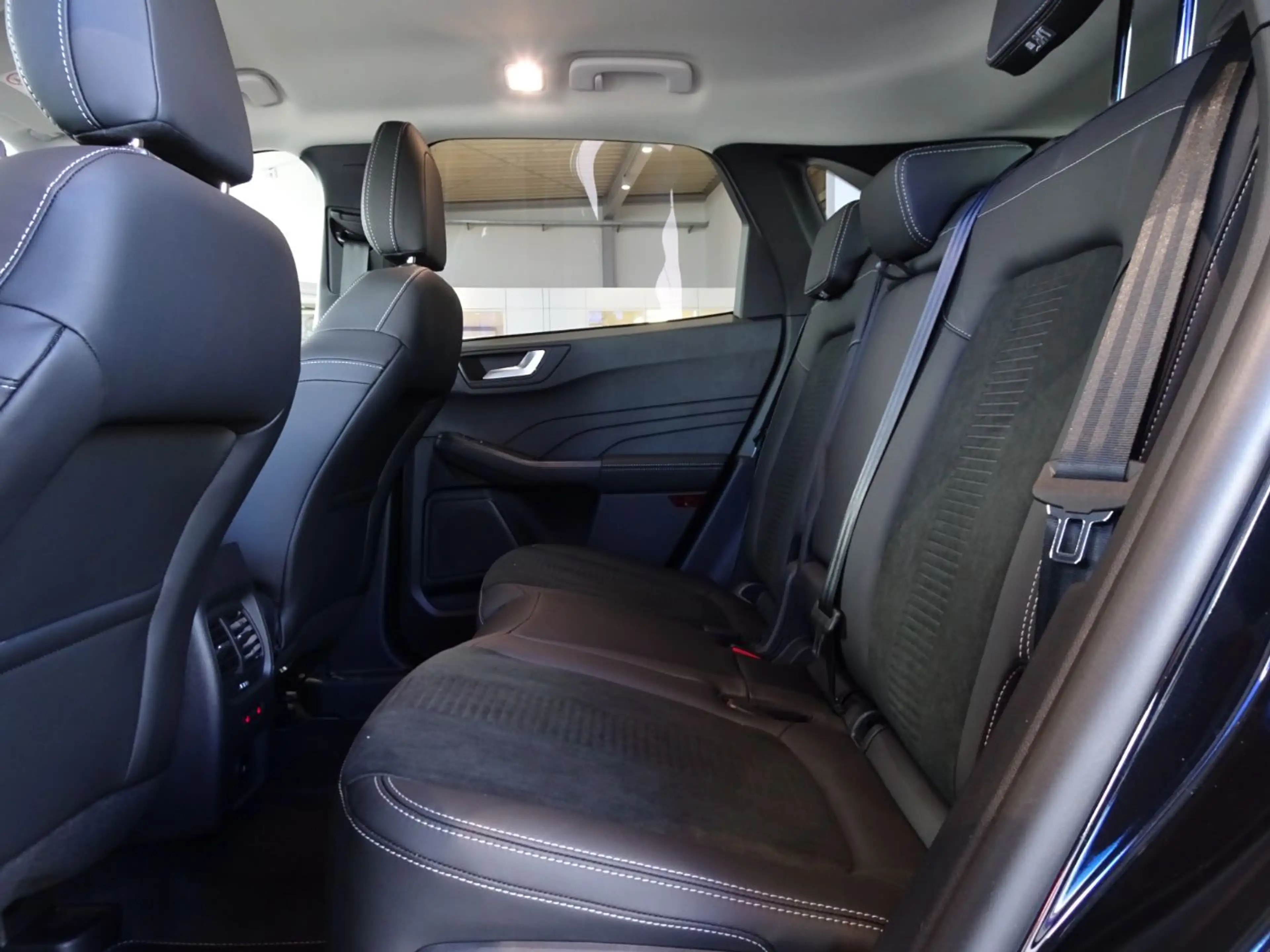 Ford Kuga Active X 2.5 Hybrid AWD IACC*AHK*360*B&O — photo 20