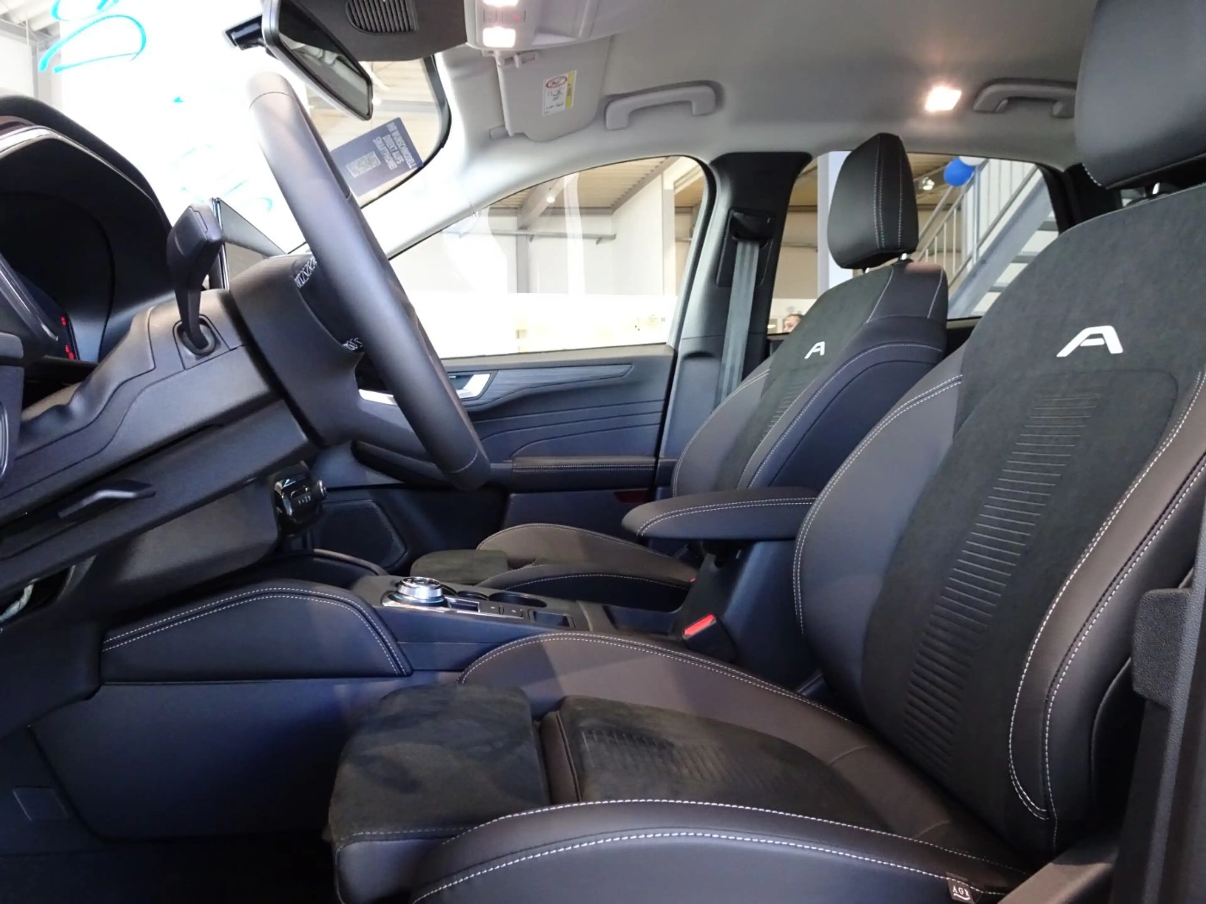 Ford Kuga Active X 2.5 Hybrid AWD IACC*AHK*360*B&O — photo 19