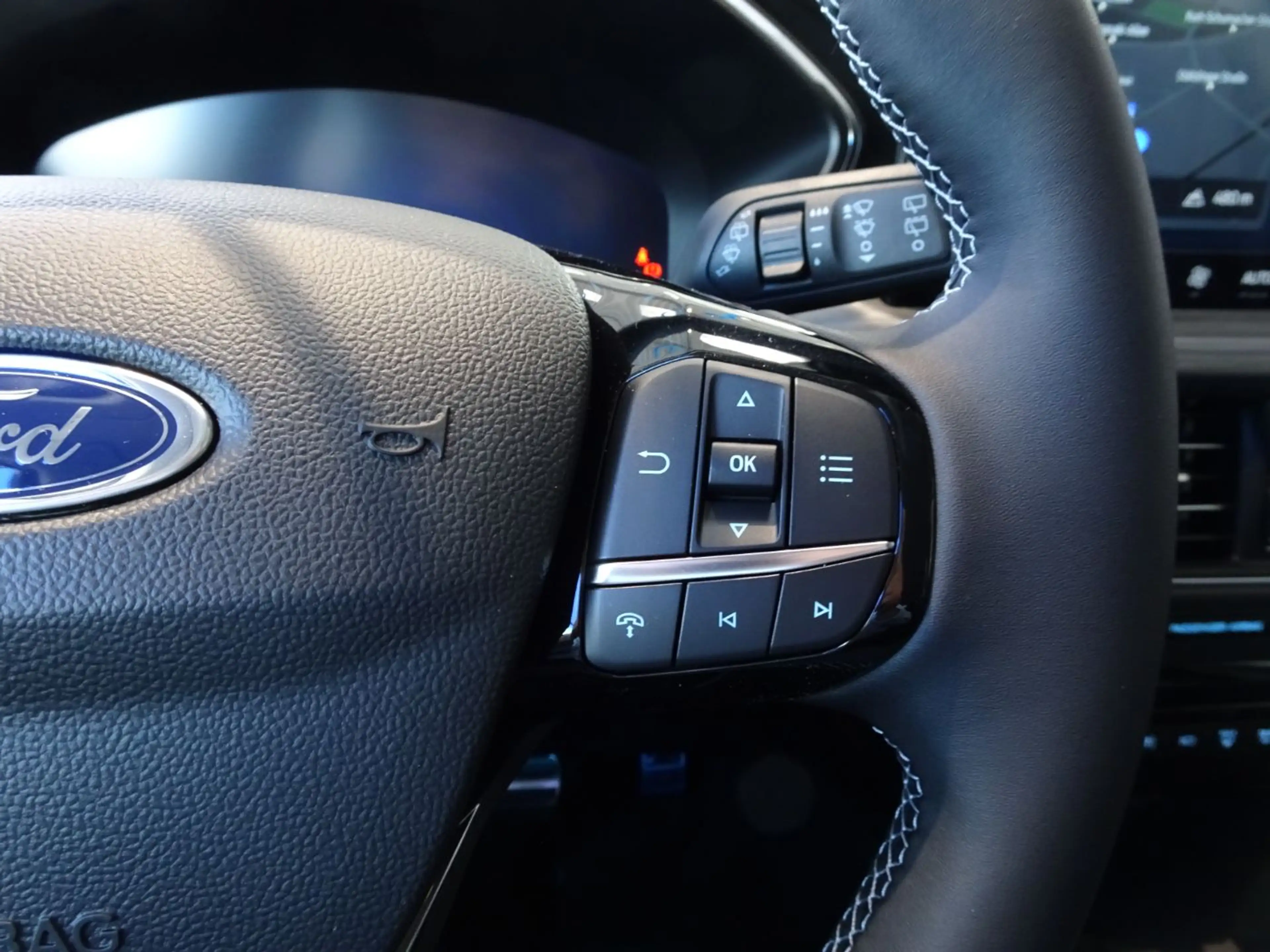 Ford Kuga Active X 2.5 Hybrid AWD IACC*AHK*360*B&O — photo 16