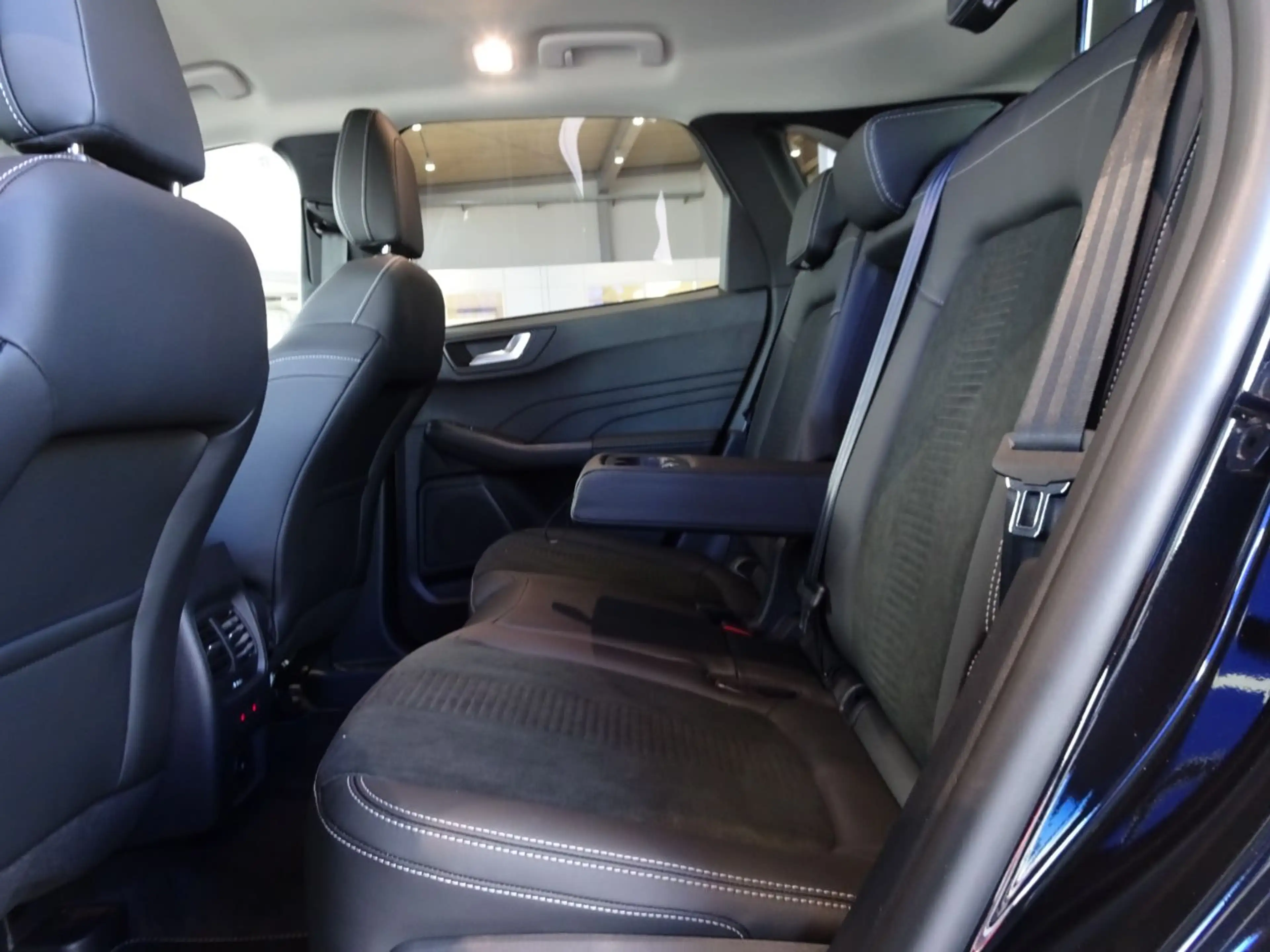 Ford Kuga Active X 2.5 Hybrid AWD IACC*AHK*360*B&O — photo 21
