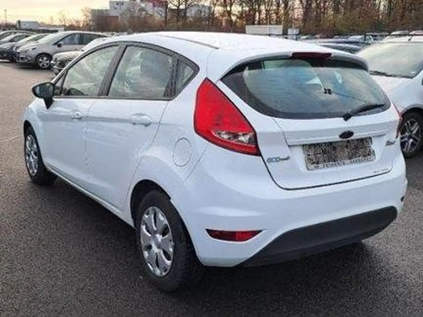 Ford Fiesta Fiesta 5p 1.6 tdci + c/esp 95cv E5 Bianco - 2