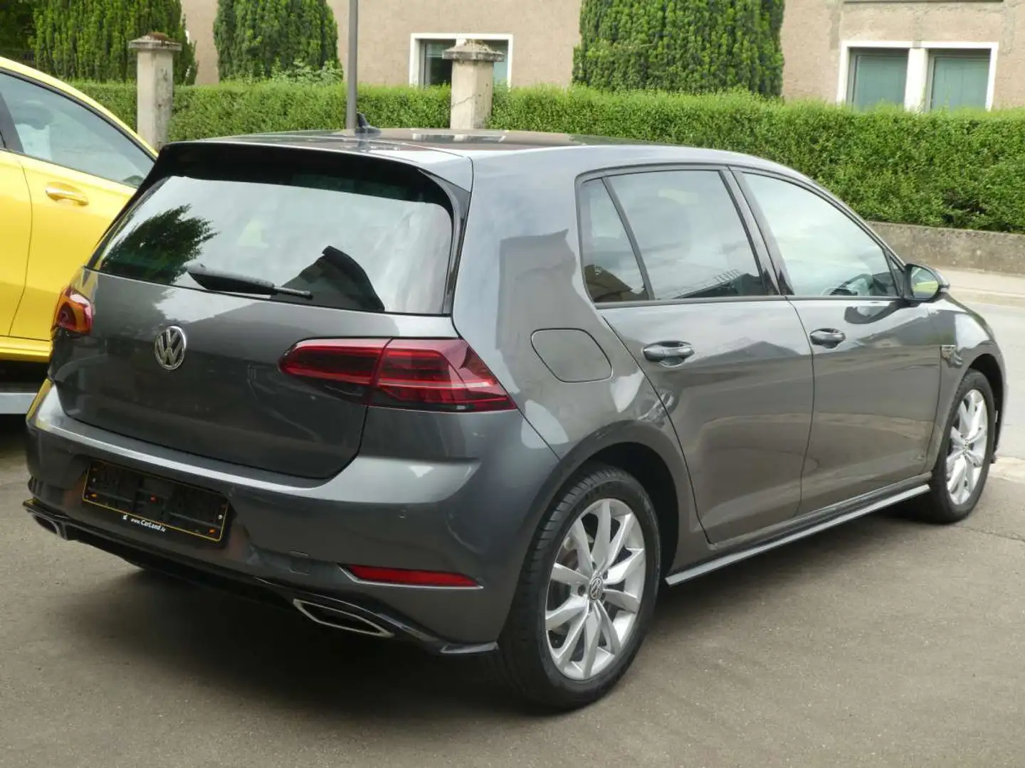 Volkswagen Golf VII 1.5 TSi 150 DSG7 R-line Sport Gris - 2