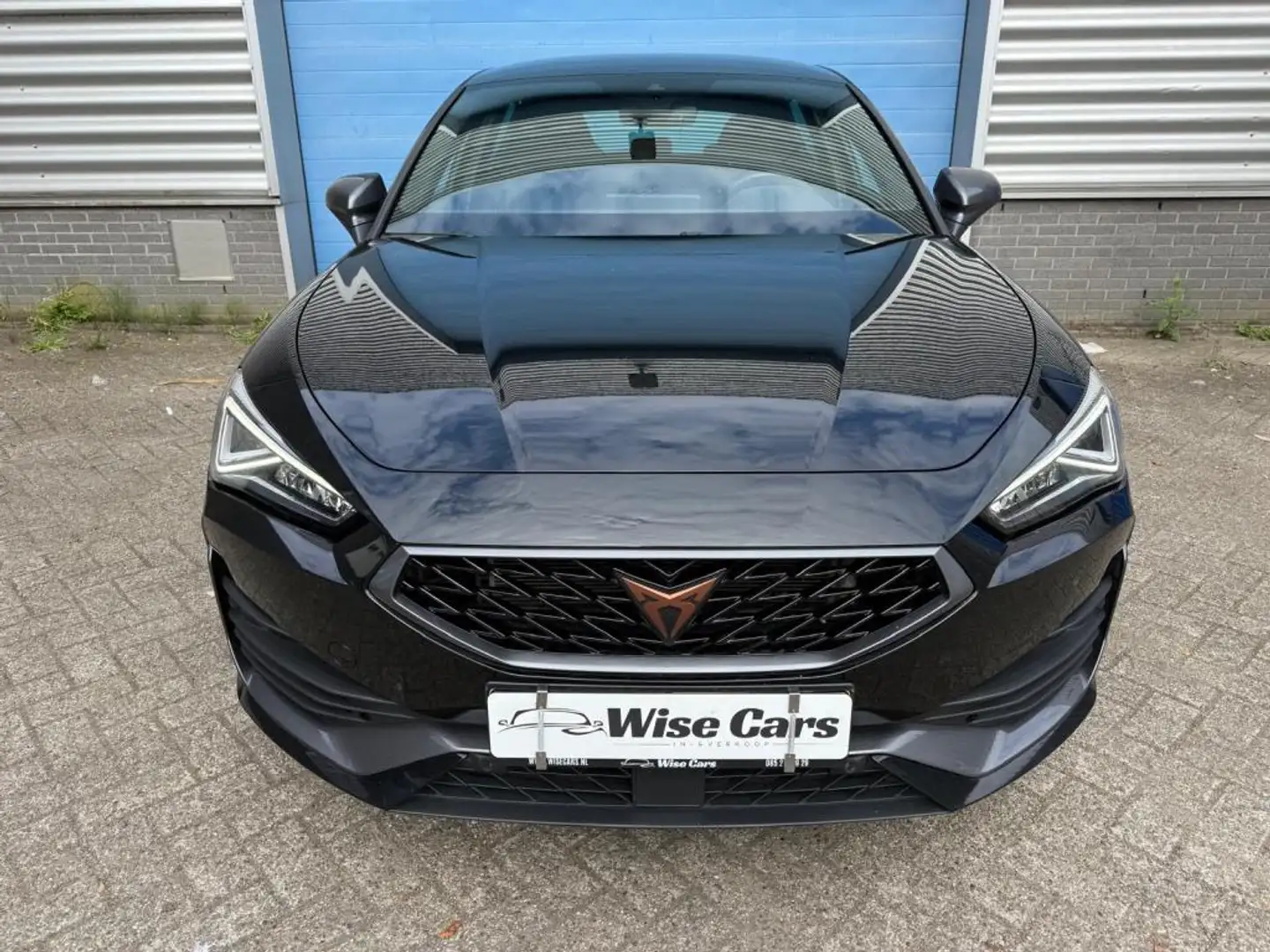 CUPRA Leon 2.0 TSI 300PK Sfeerverl.-BOM VOLLLL Schwarz - 2