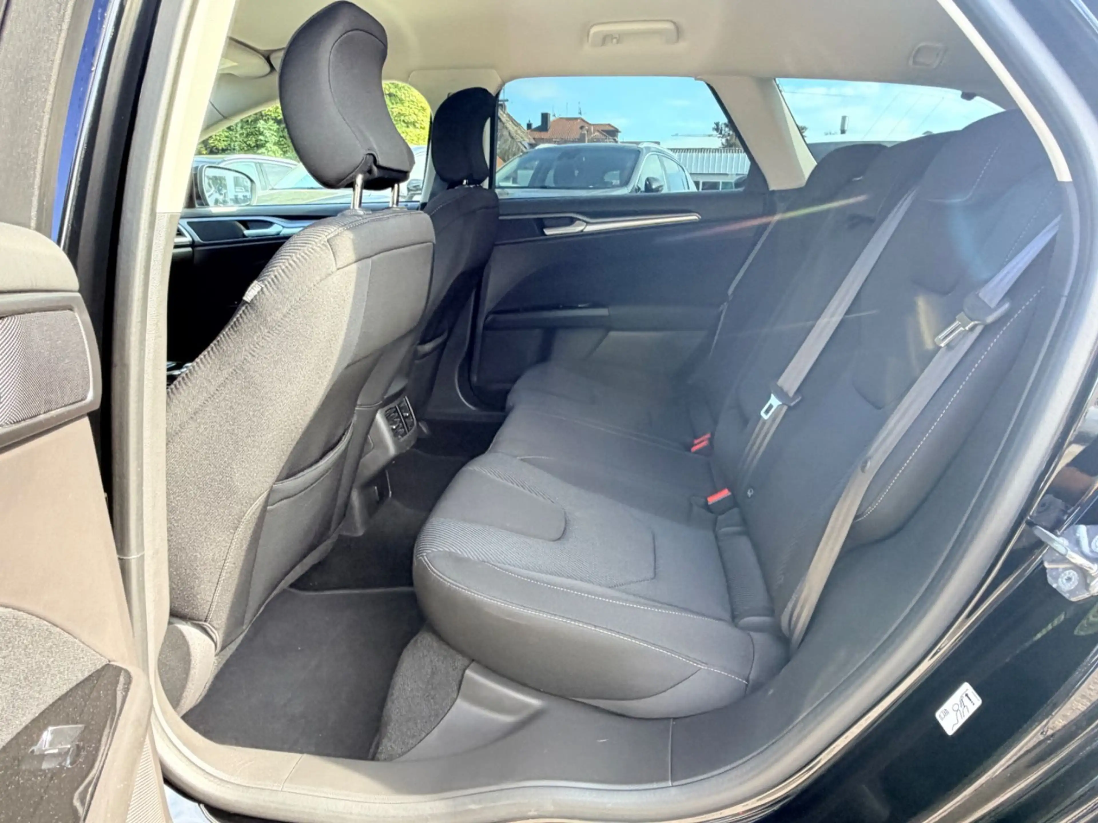 Ford Mondeo Turnier Titanium AWD AUTOMATIK*LED*NAVI* — photo 14