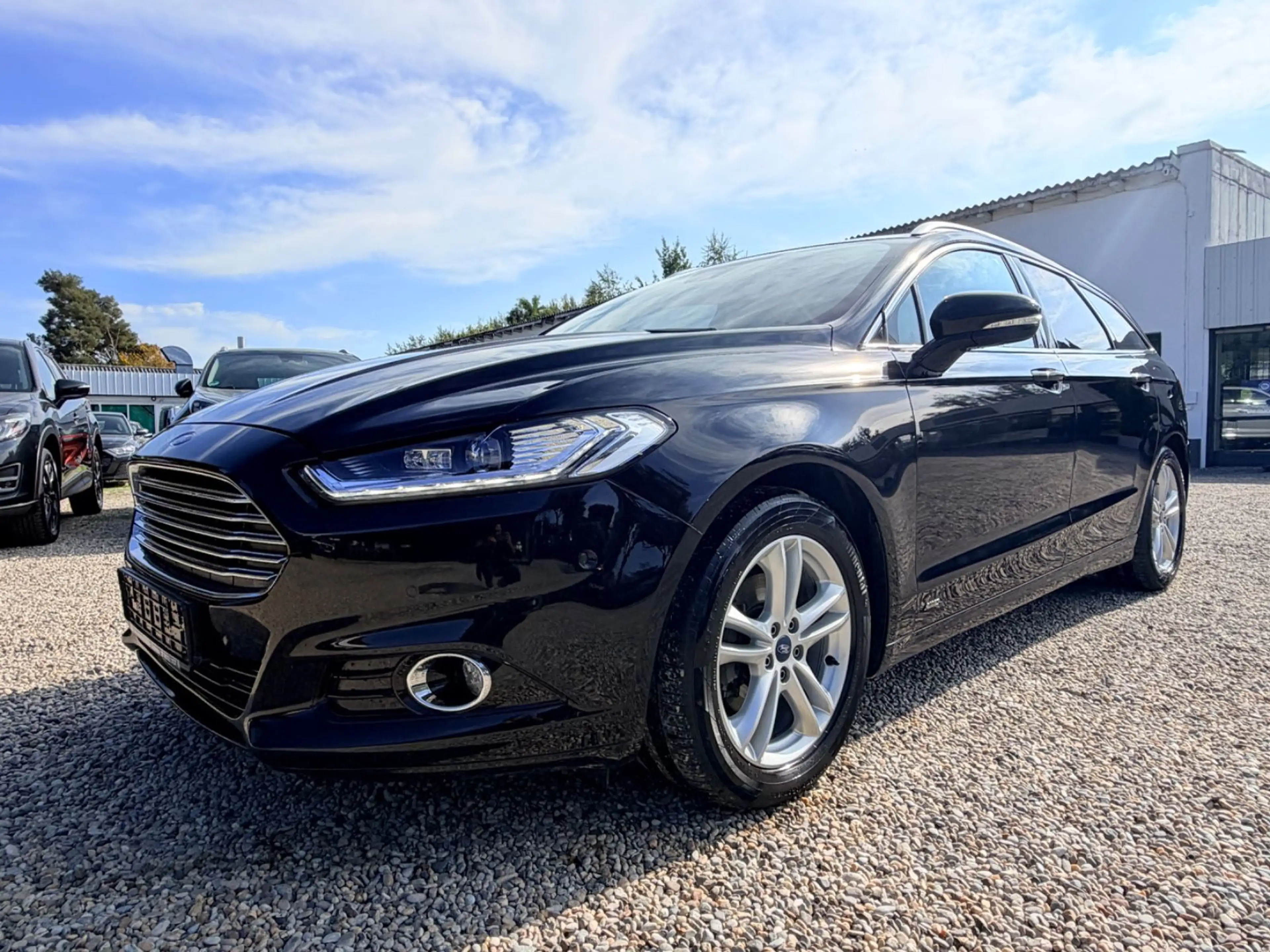 Ford Mondeo Turnier Titanium AWD AUTOMATIK*LED*NAVI* — photo 4