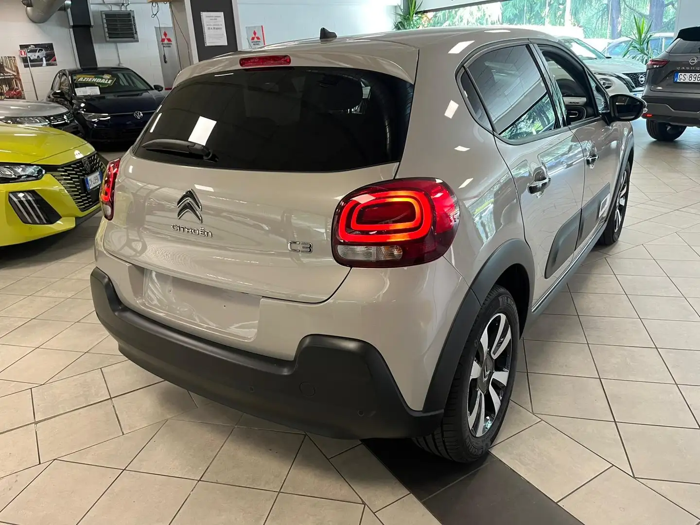 Citroen C3 1.2 110cv AUTOMATICA Max Bronze - 2