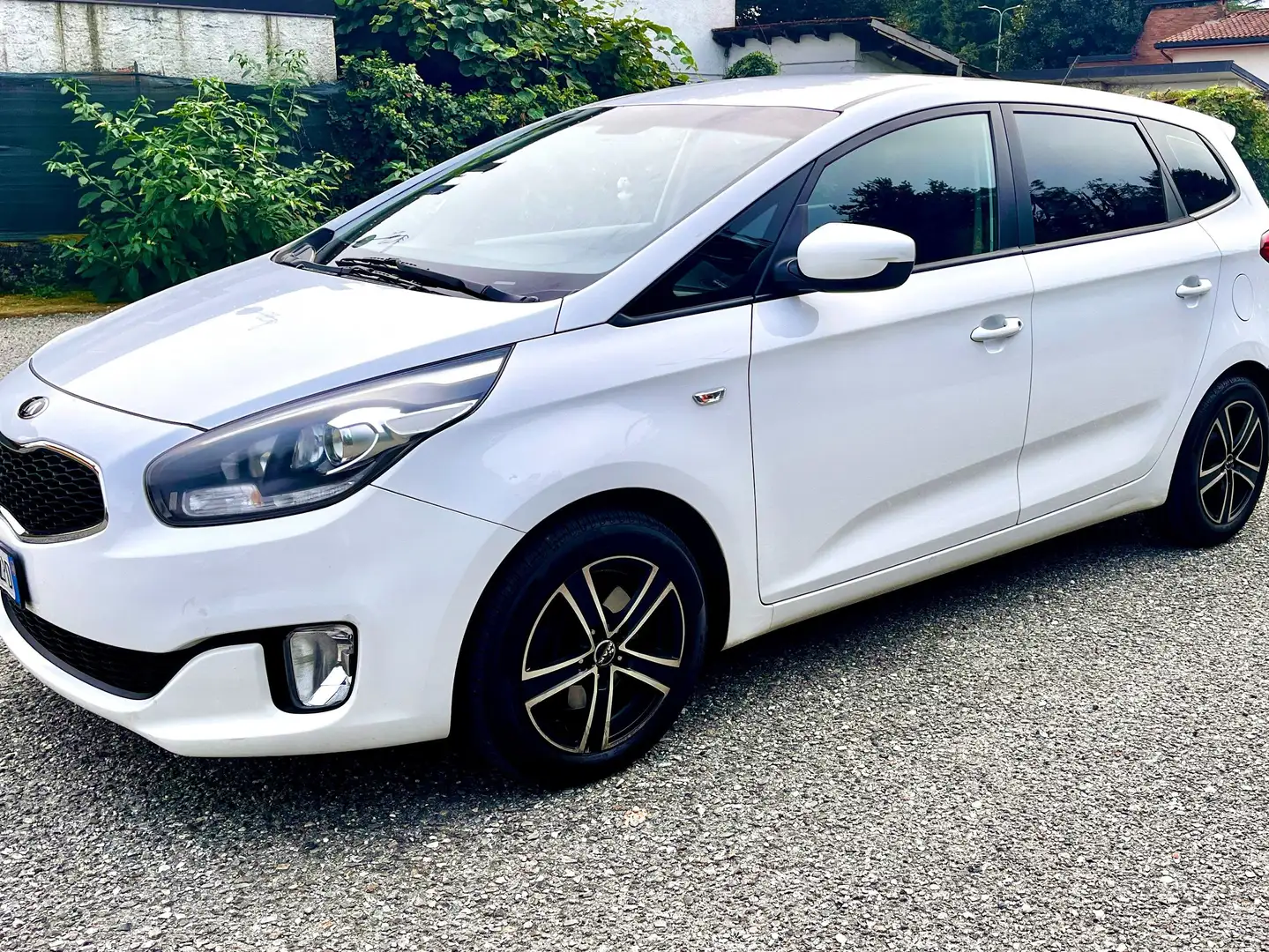 Kia Carens Carens 1.7 crdi Class 115cv 7pti Bianco - 2