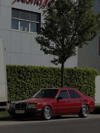 300D W123