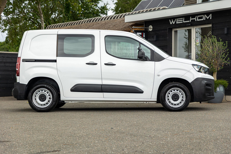 Peugeot Partner 1.2 PureTech Premium Airco I Parkeersensoren I Cru — photo 8