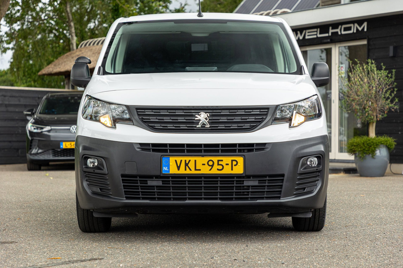 Peugeot Partner 1.2 PureTech Premium Airco I Parkeersensoren I Cru — photo 10
