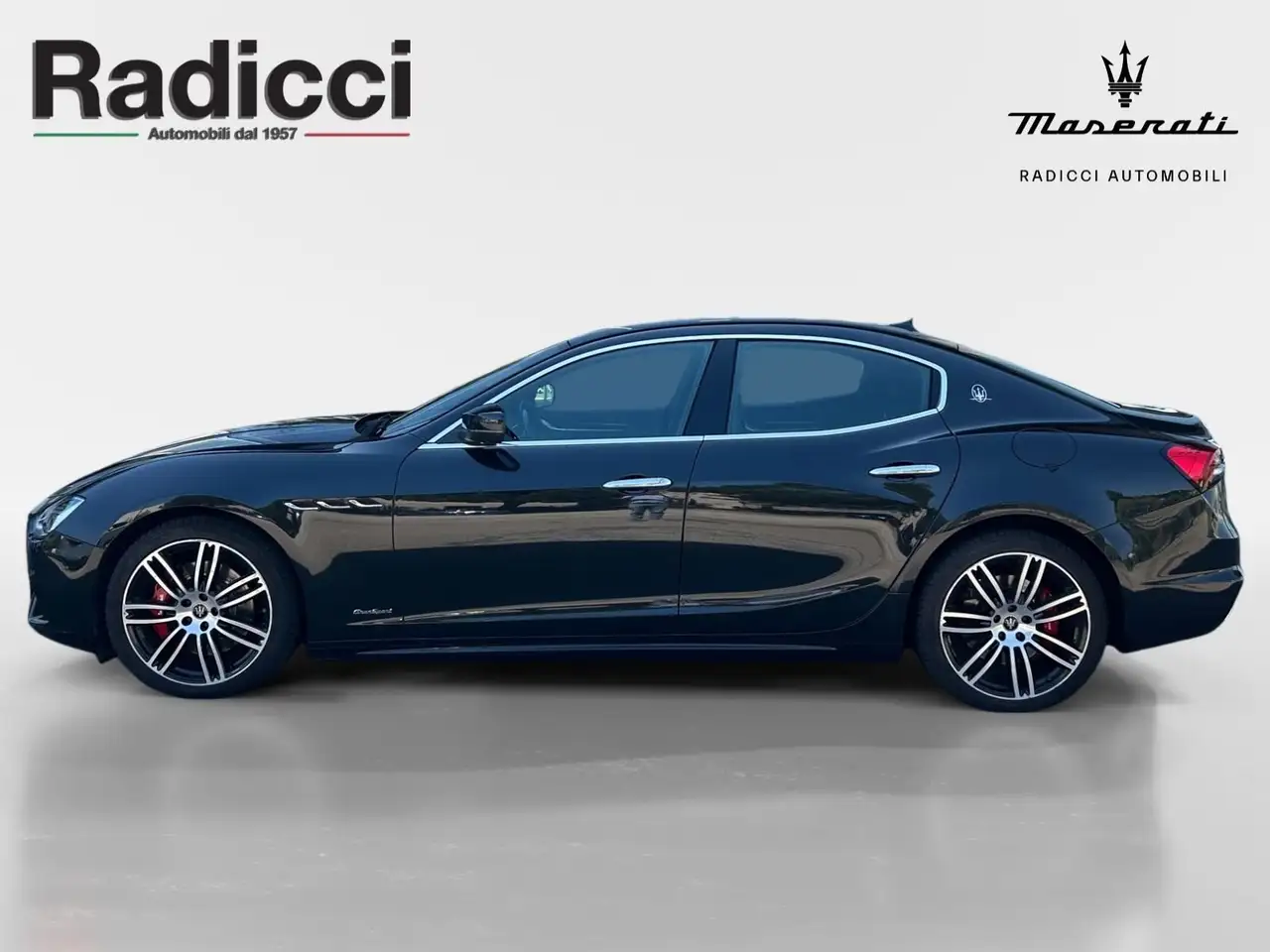Maserati Ghibli 2021 — фото 11