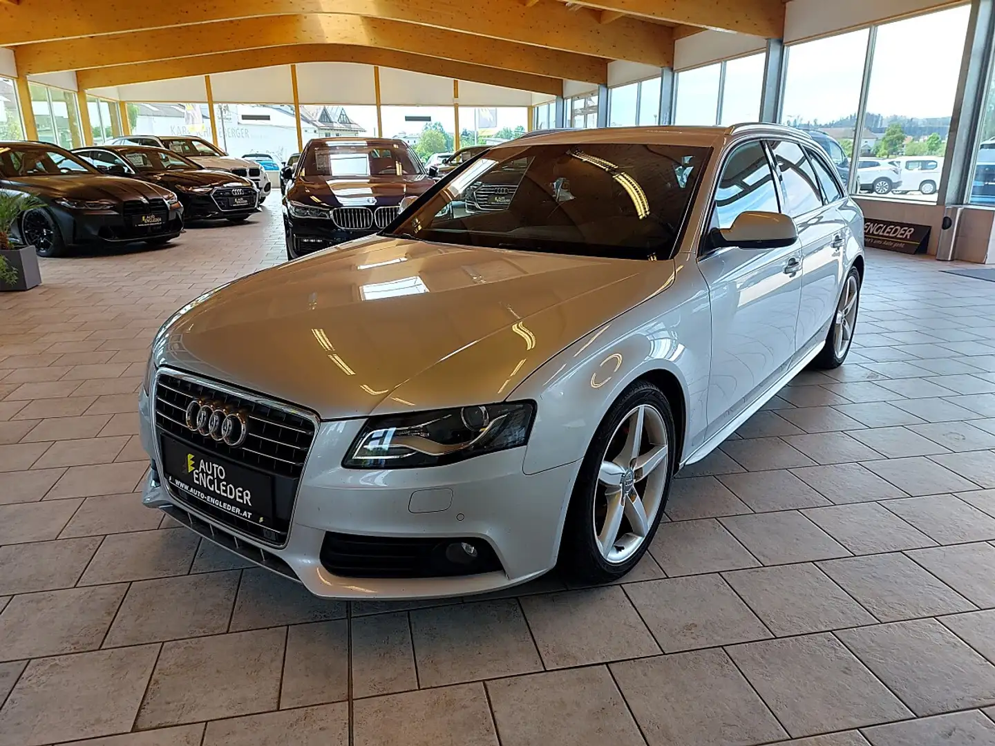 Audi A4 Avant 2,0 TDI DPF - TOP AUSSTATTUNG - NUR EXPOR... Grau - 2