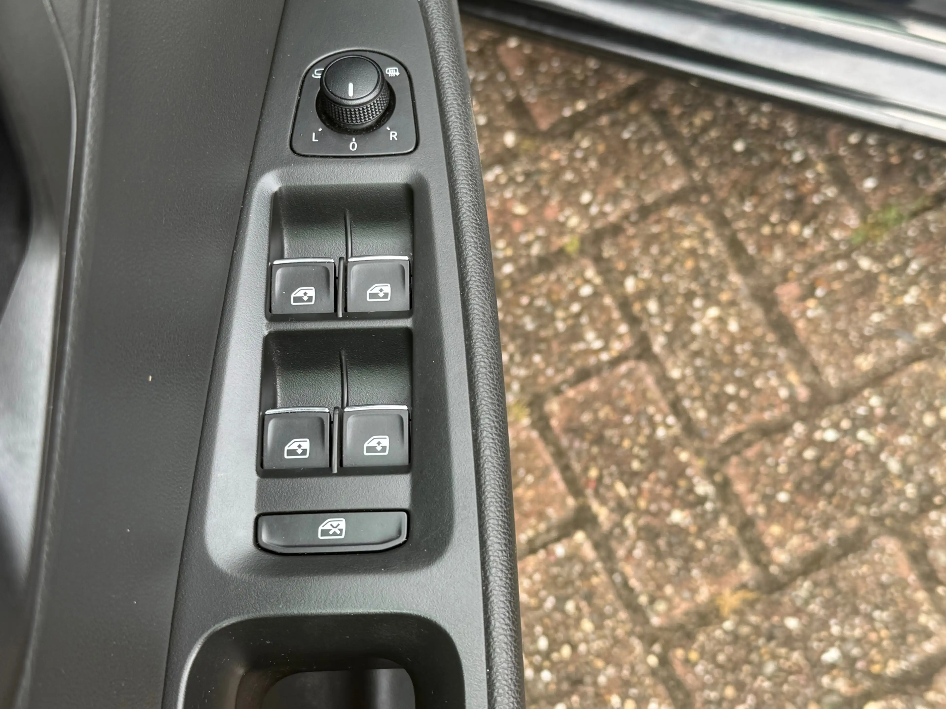 SEAT Leon ST 1.5 TSI Style Business Intense — photo 11