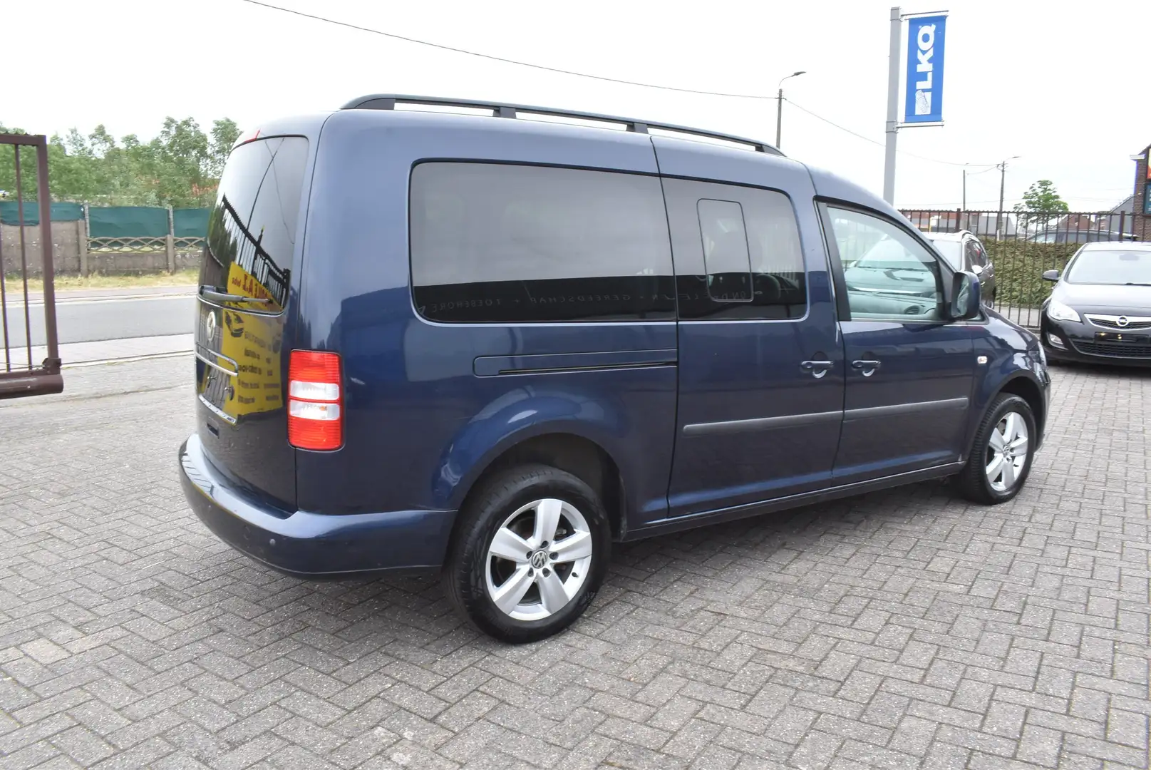Volkswagen Caddy 1.6 CR TDi Maxi DSG 7PL/Airco ***DESTOCKAGE B2B*** Blauw - 2