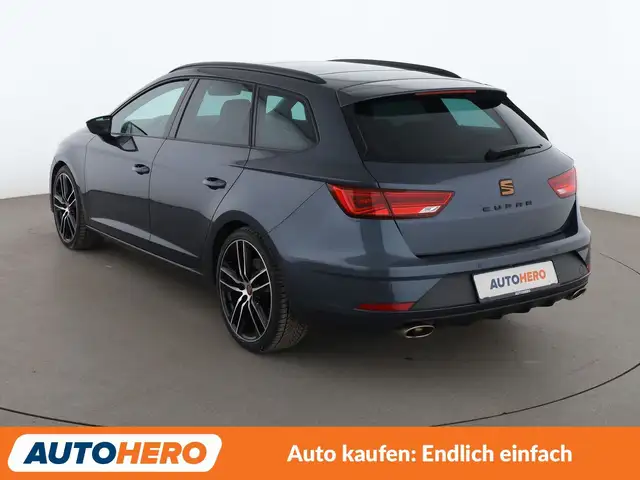 Seat Leon Leon view 4