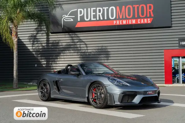Porsche 718 Spyder RS PDK
