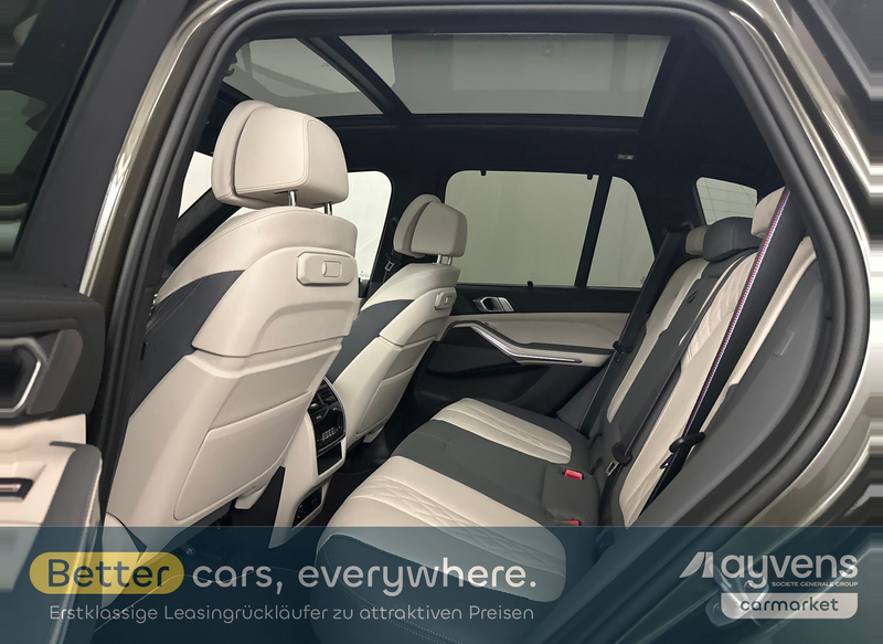 BMW X5 xDrive50e — photo 8