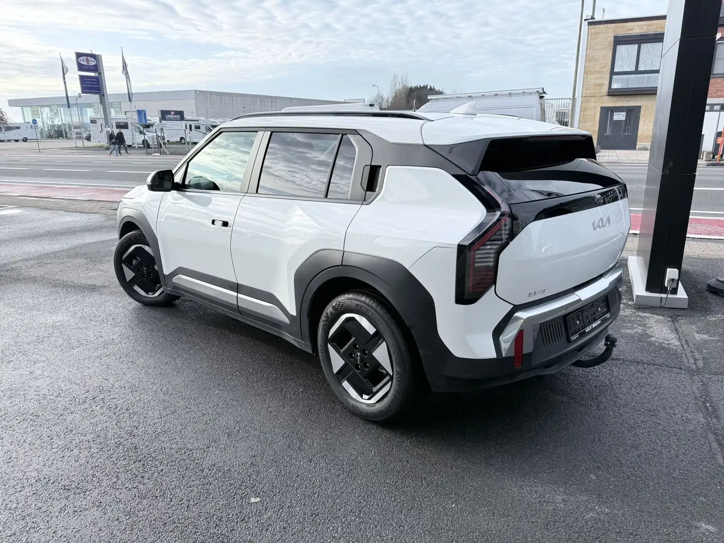 Kia EV3 58,3 kWh Earth Blanc - 2