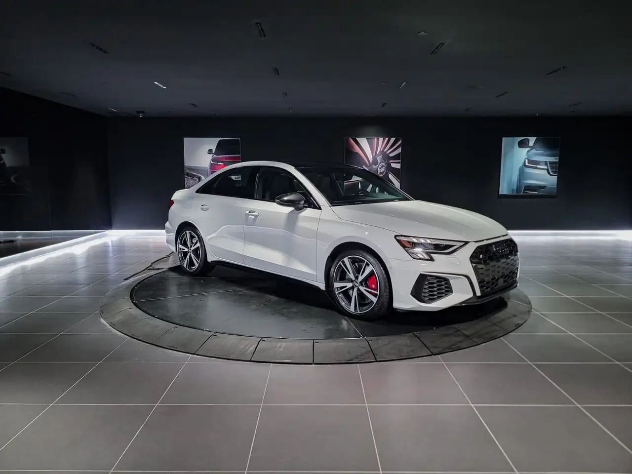 Audi S3 снимка Audi S3