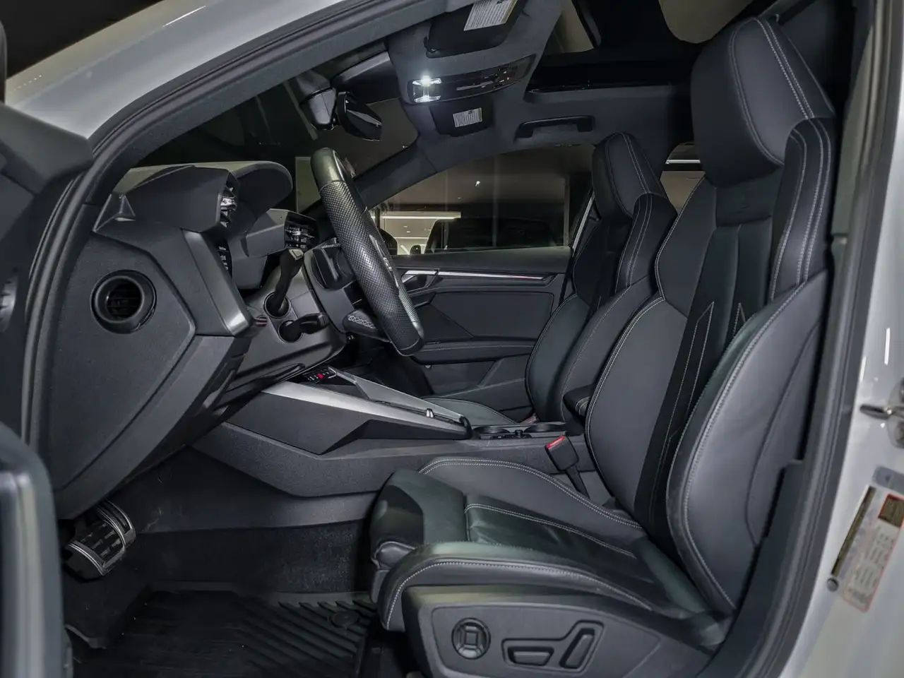 Audi S3 снимка Audi S3