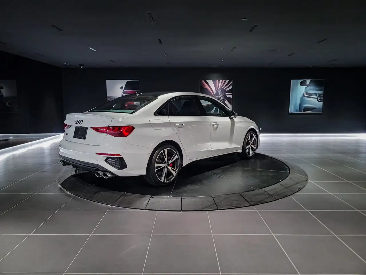 Audi S3 снимка Audi S3