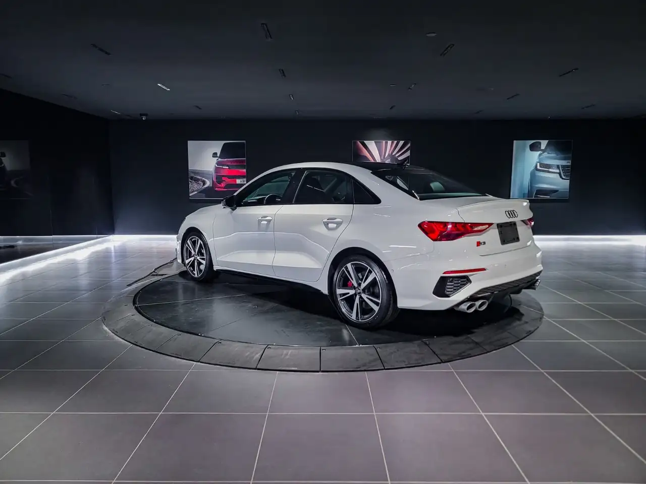 Audi S3 снимка Audi S3