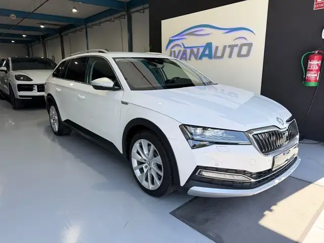 Skoda Superb Combi 2.0 TSI Scout 4x4 DSG 200kW