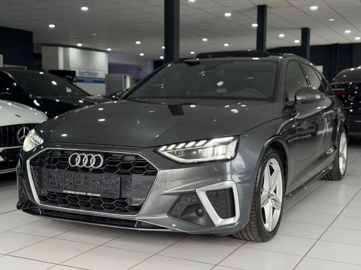 Audi A4 Avant 35 TDI S line*PANO*ALCANTARA*NAVI*8-FAC Grau - 2