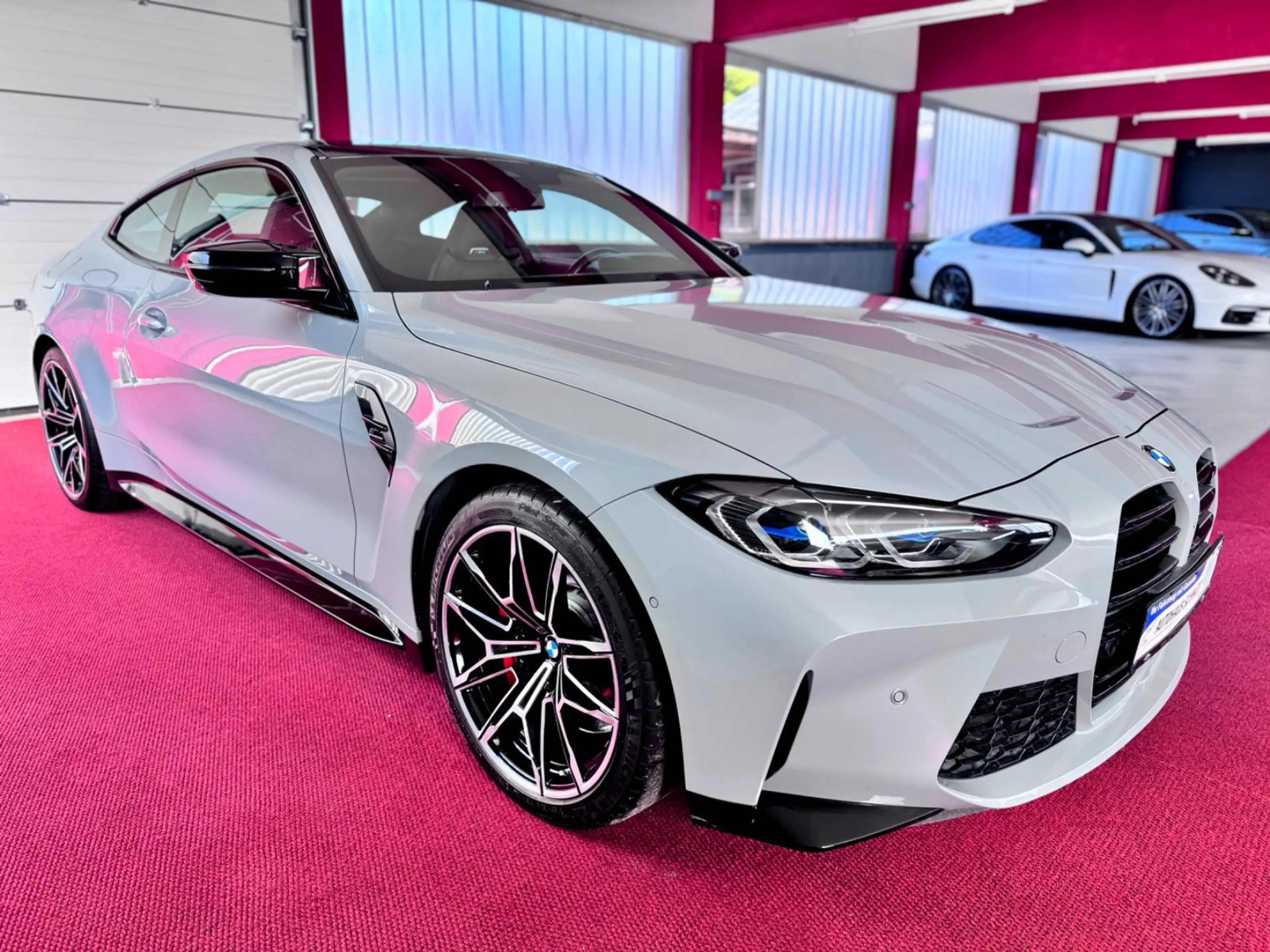 BMW M4 Coupe Sportabgas Laser 360° DisplayKey 20Zoll — photo 2
