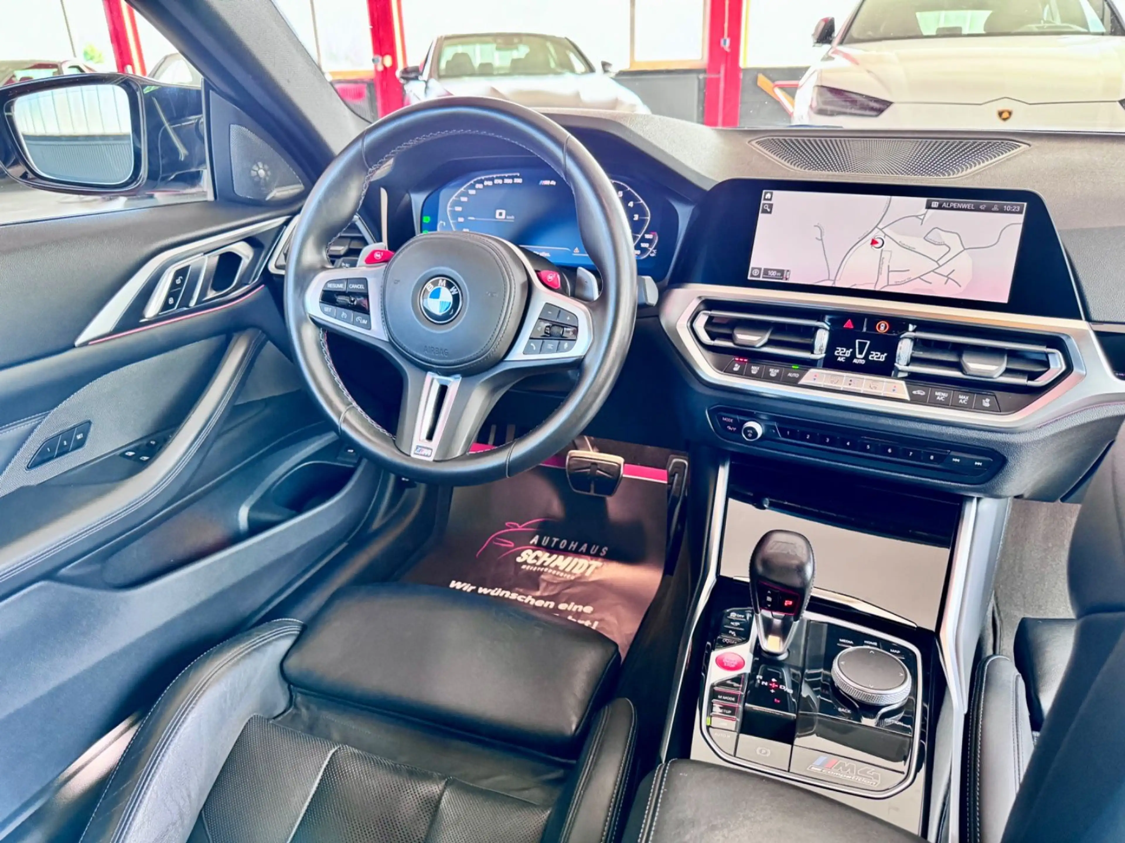 BMW M4 Coupe Sportabgas Laser 360° DisplayKey 20Zoll — photo 3